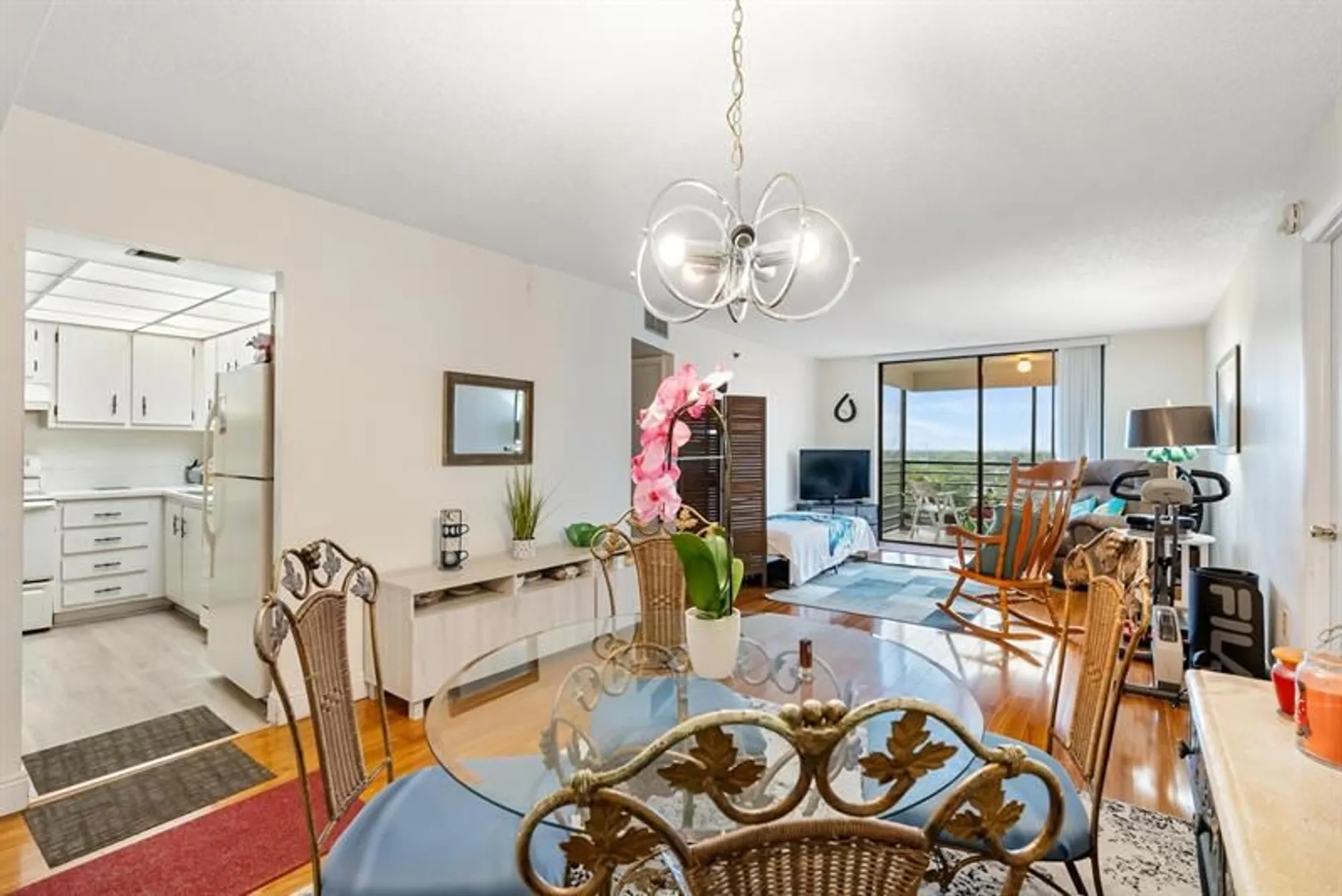 Property Slideshow image 10 of 19 | 1200 saint charles pl ph 21, Pembroke Pines, FL, 33026