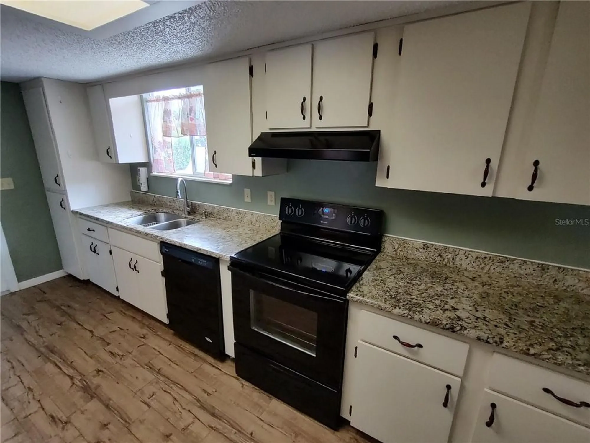 Property Slideshow image 13 of 36 | 8792 sw 116th place rd, Ocala, FL, 34481