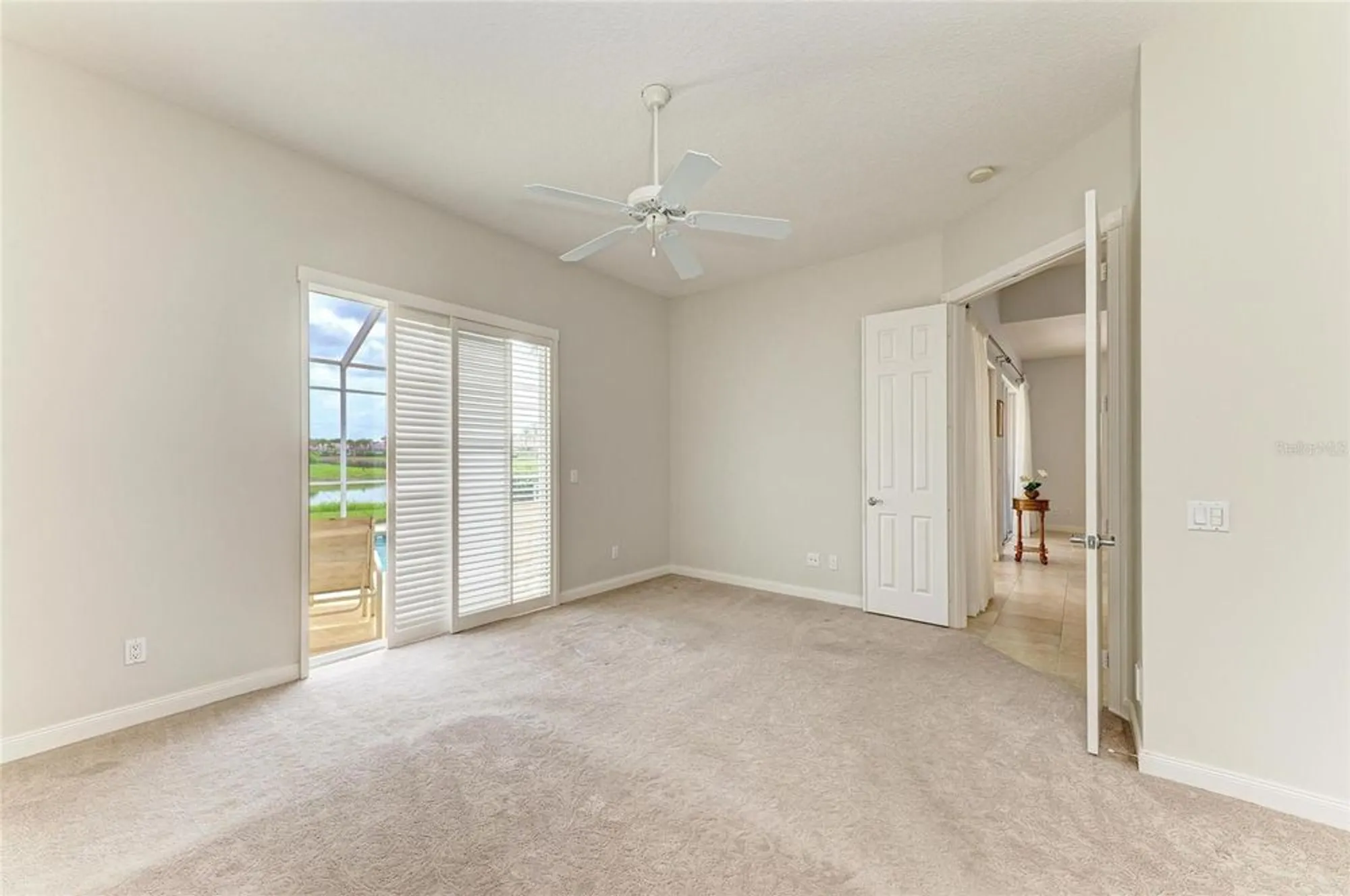 Property Slideshow image 23 of 65 | 5827 benevento dr, Sarasota, FL, 34238