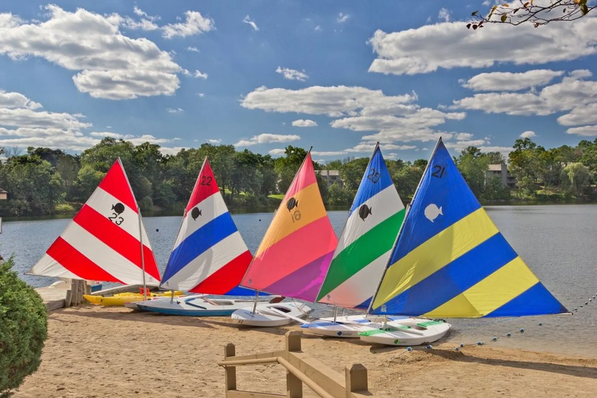 Property Slideshow image 44 of 45 | 33 shoreline rd b, Lake Barrington, IL, 60010