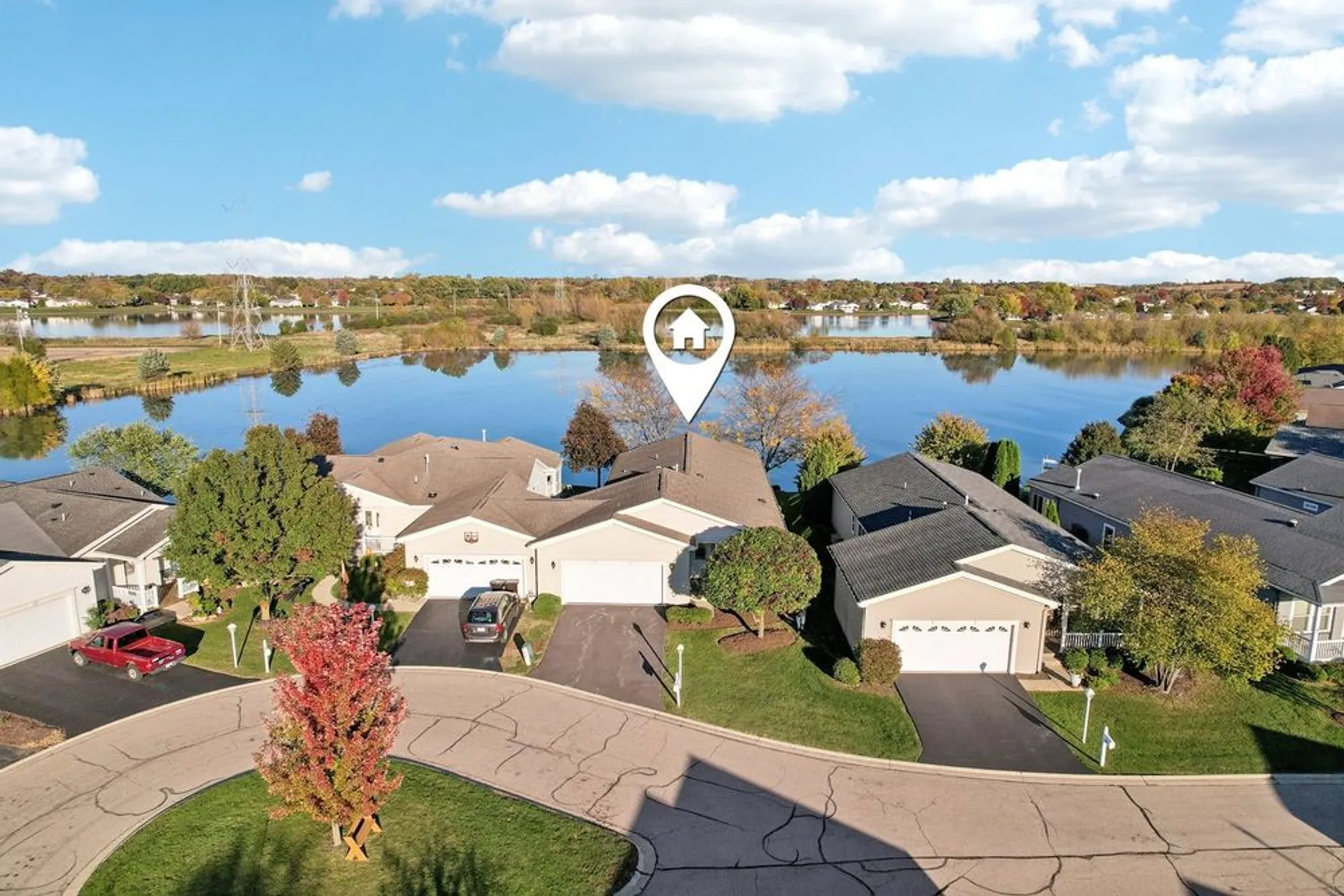 Property Slideshow image 32 of 39 | 328 legacy ct, Grayslake, IL, 60030