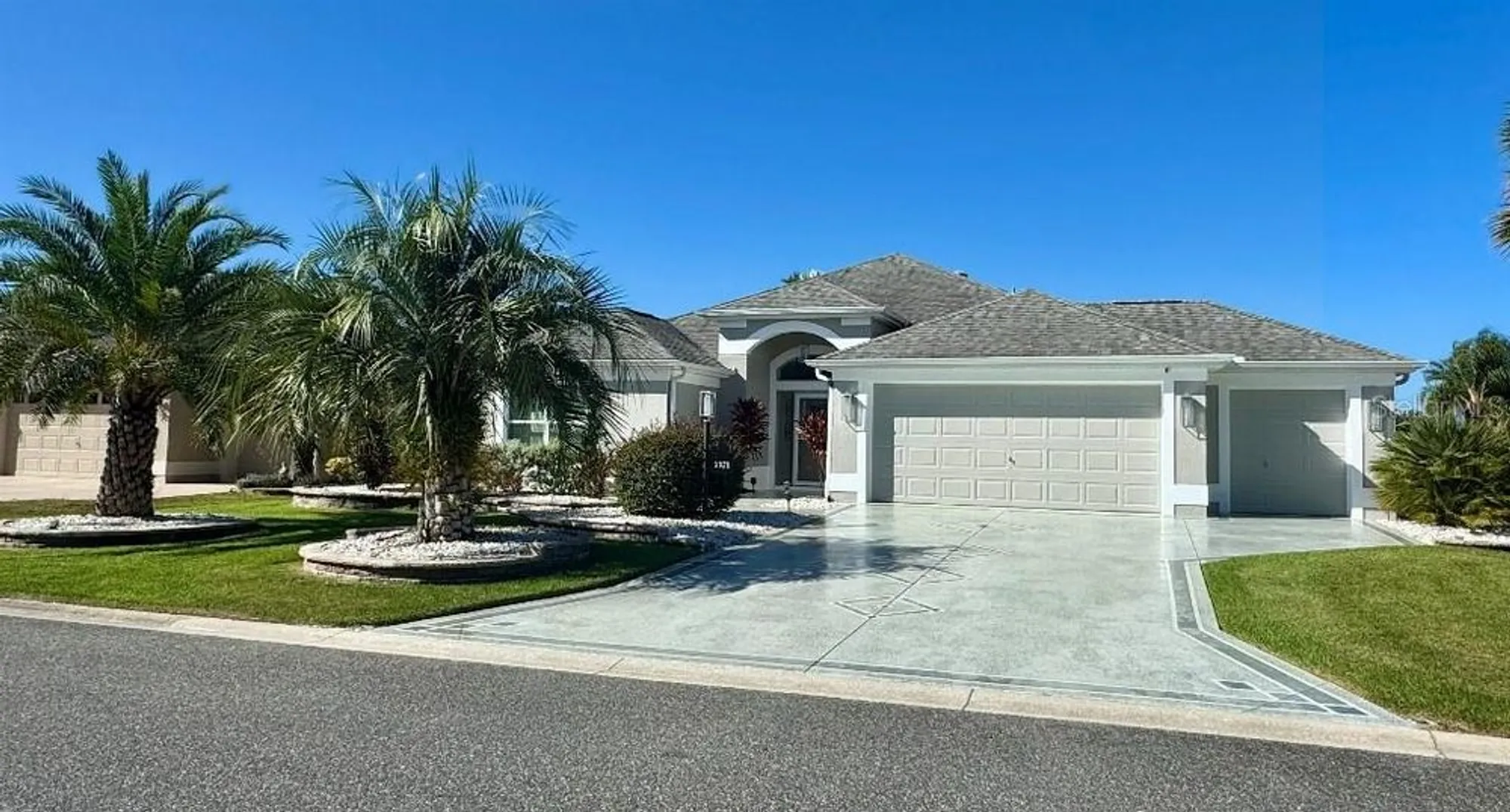 Property Slideshow image 1 of 15 | 1371 owl dr, The Villages, FL, 32163