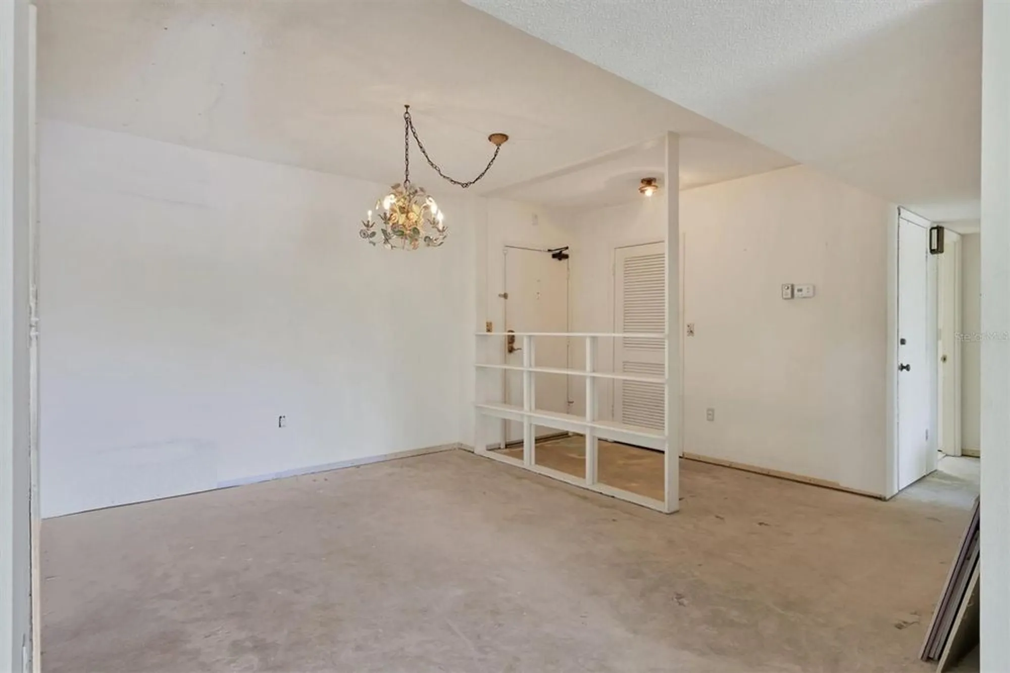 Property Slideshow image 15 of 53 | 101 whispering sands dr apt 205, Sarasota, FL, 34242