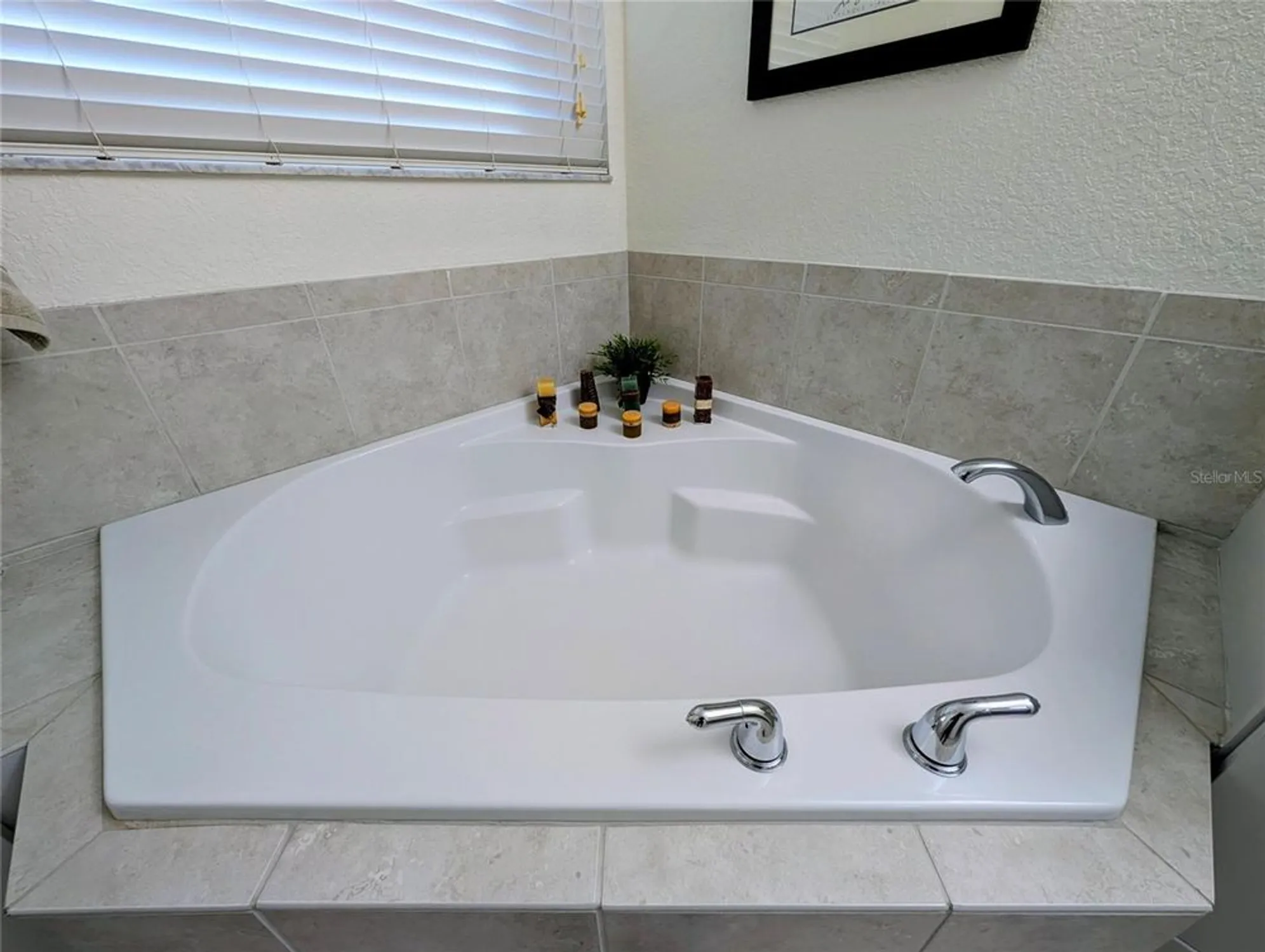 Property Slideshow image 35 of 66 | 5201 green dr, Winter Haven, FL, 33884