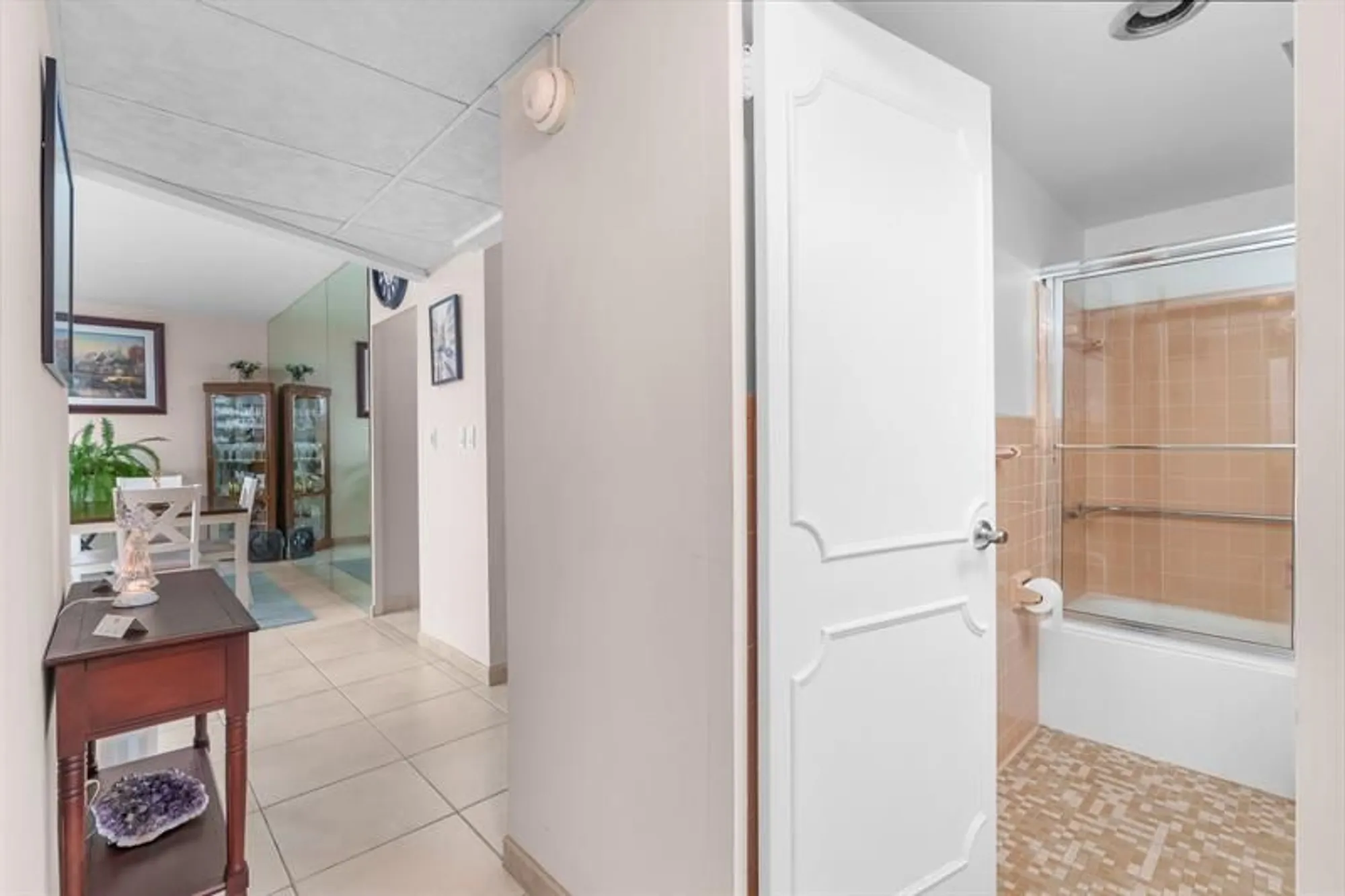 Property Slideshow image 19 of 48 | 3233 ne 34th st apt 1207, Fort Lauderdale, FL, 33308