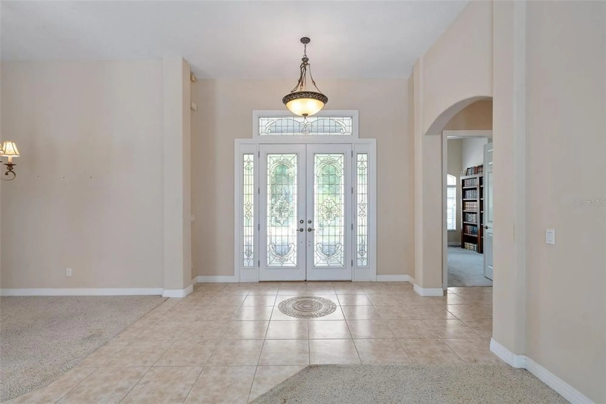 Property Slideshow image 1 of 82 | 19 lakeview ln, Palm Coast, FL, 32137