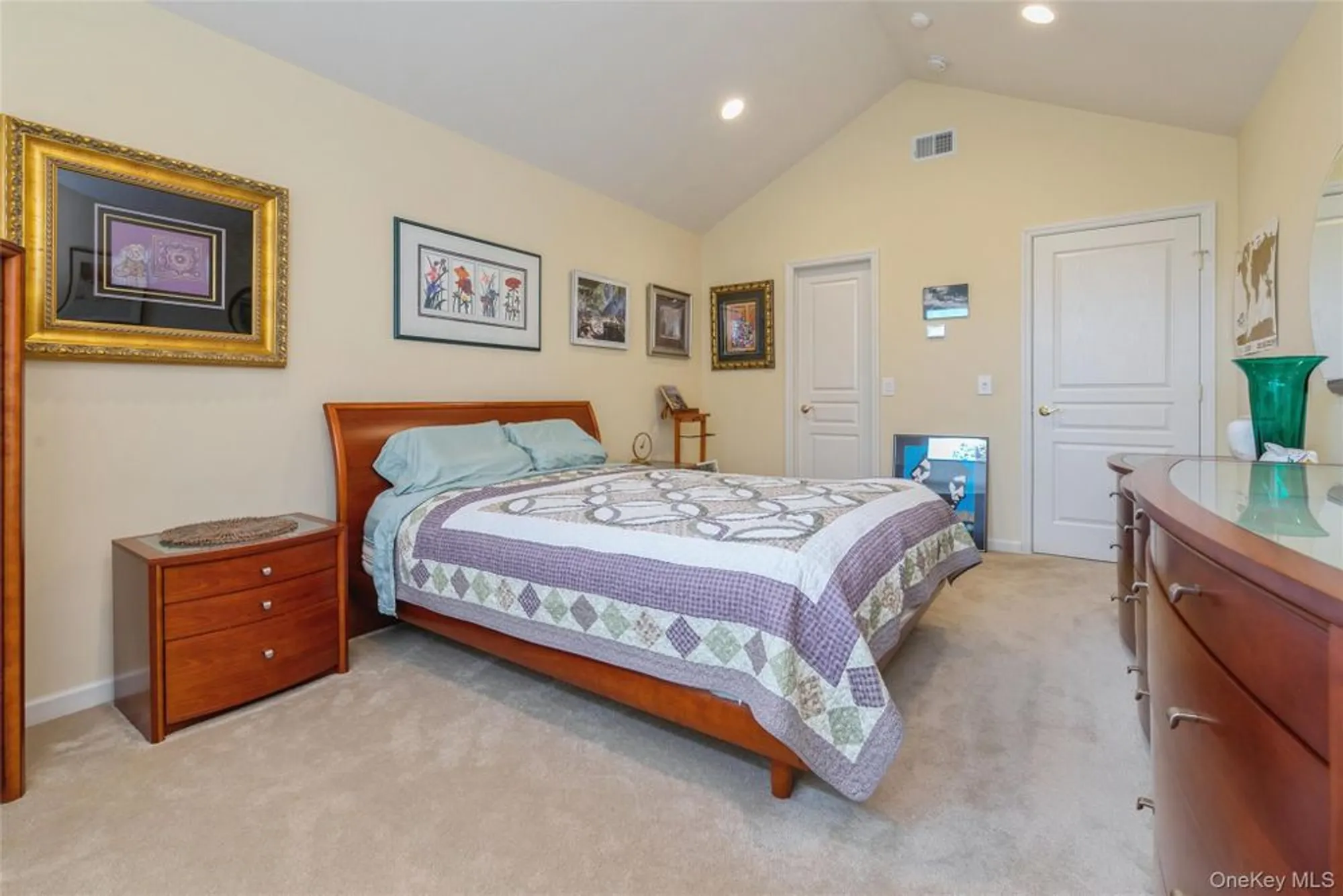 Property Slideshow image 25 of 44 | 95 cove ln, East Setauket, NY, 11733