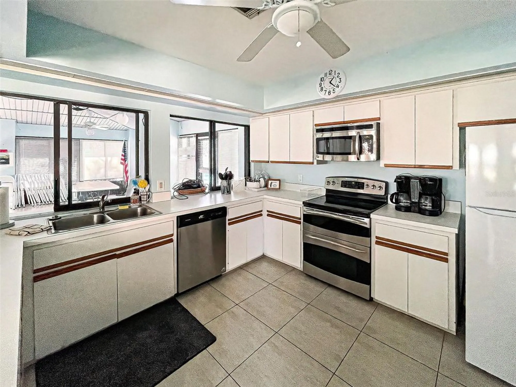 Property Slideshow image 49 of 74 | 220 southampton dr 325, Venice, FL, 34293