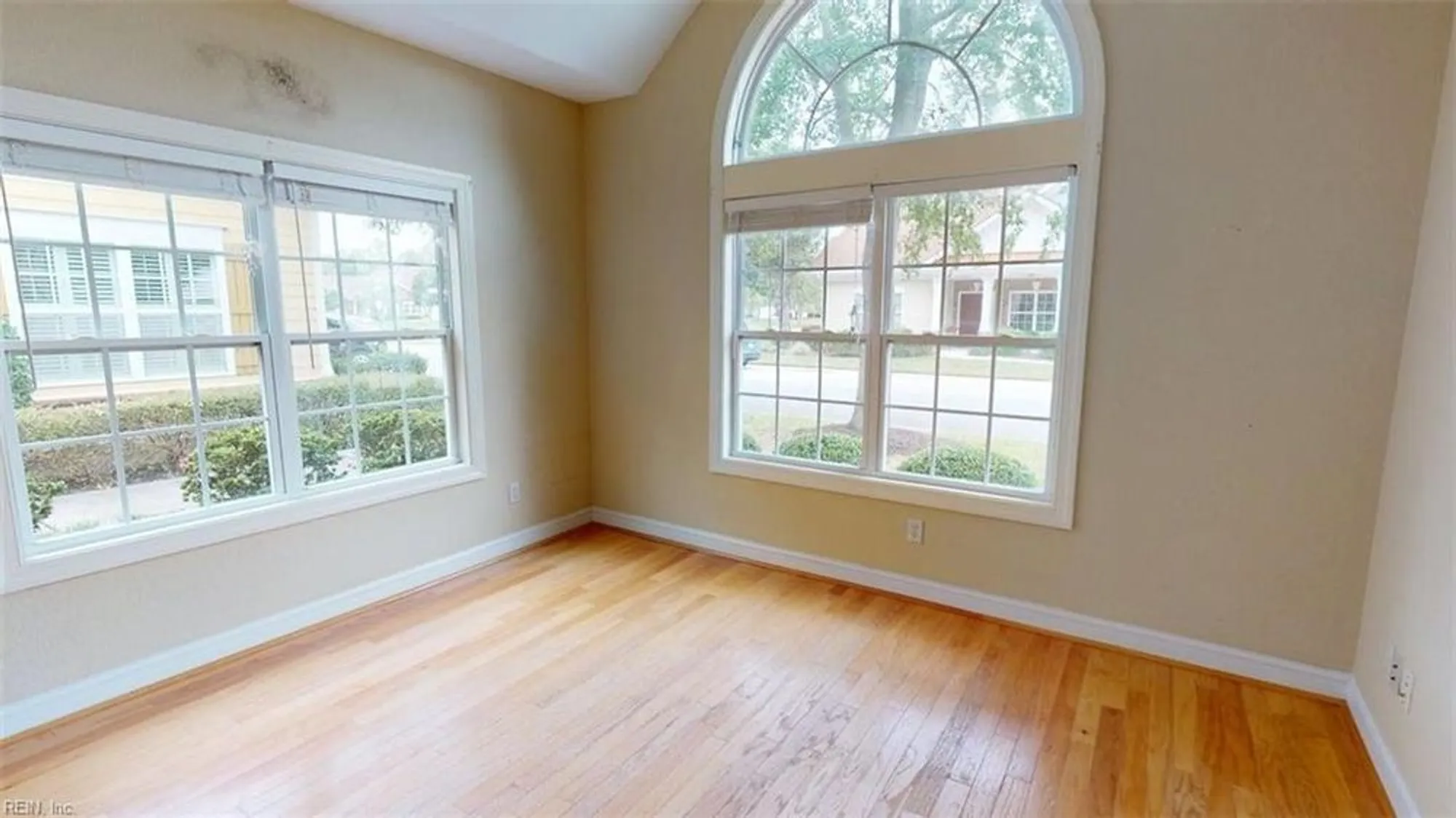 Property Slideshow image 18 of 50 | 1441 carrolton way # 165, Chesapeake, VA, 23320