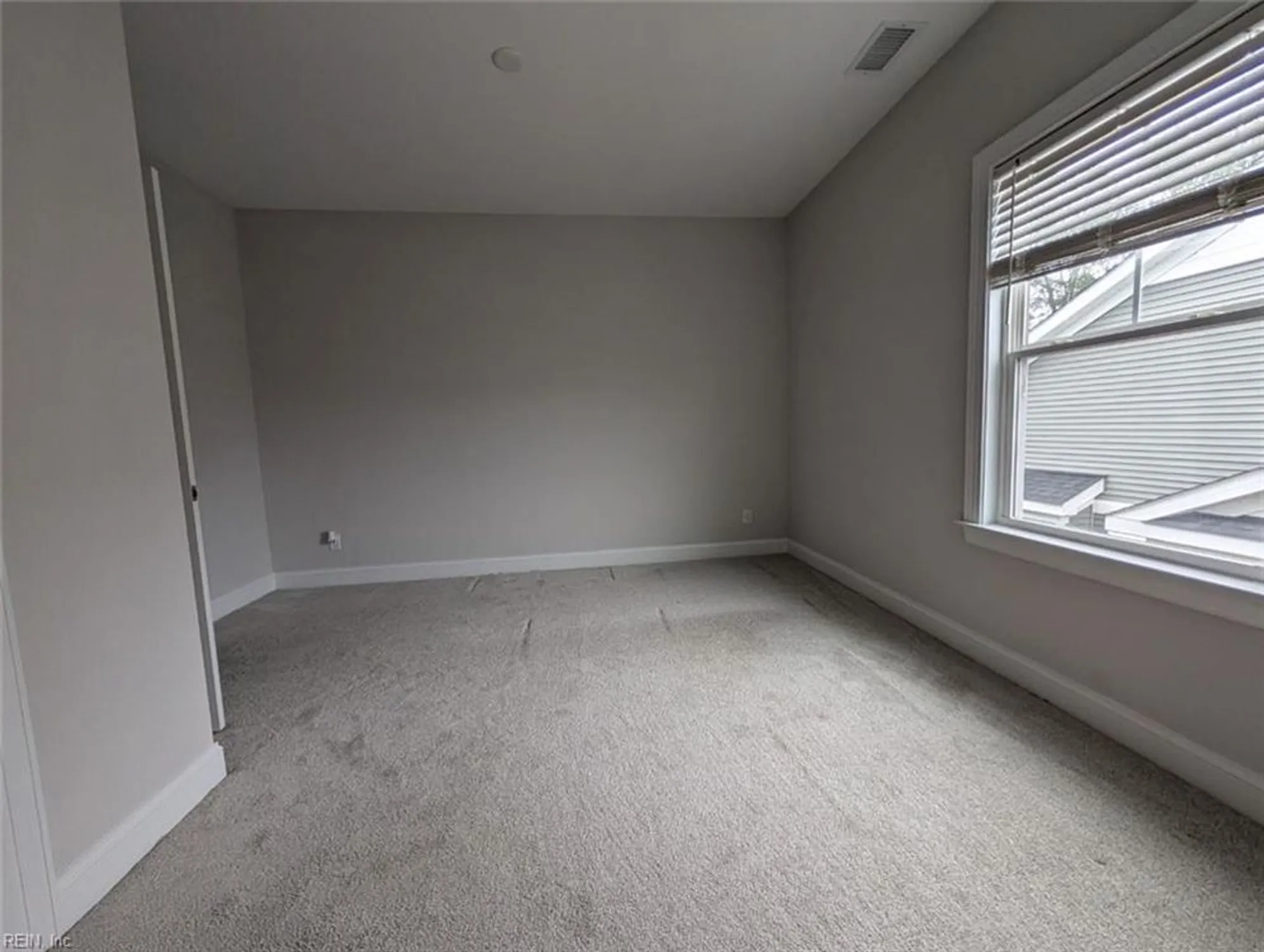Property Slideshow image 13 of 18 | 4644 longleaf pl, Chesapeake, VA, 23321