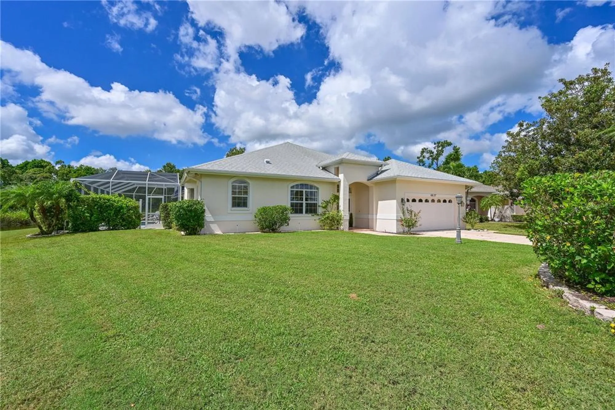 Property Slideshow image 34 of 73 | 6637 pleasant hill rd, Bradenton, FL, 34203