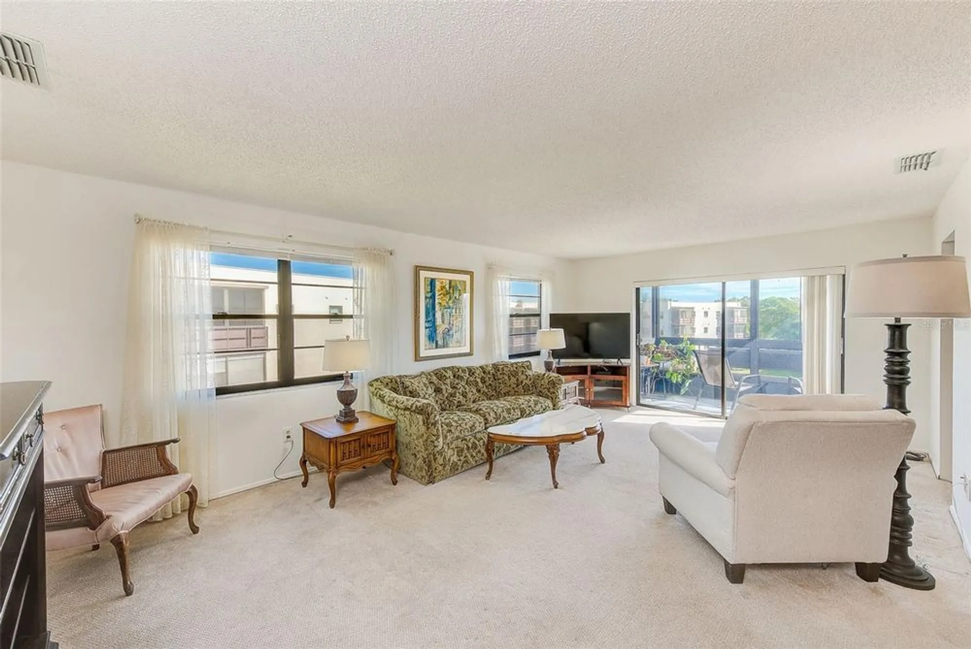 Property Slideshow image 9 of 44 | 6070 80th st n unit 415, St Petersburg, FL, 33709