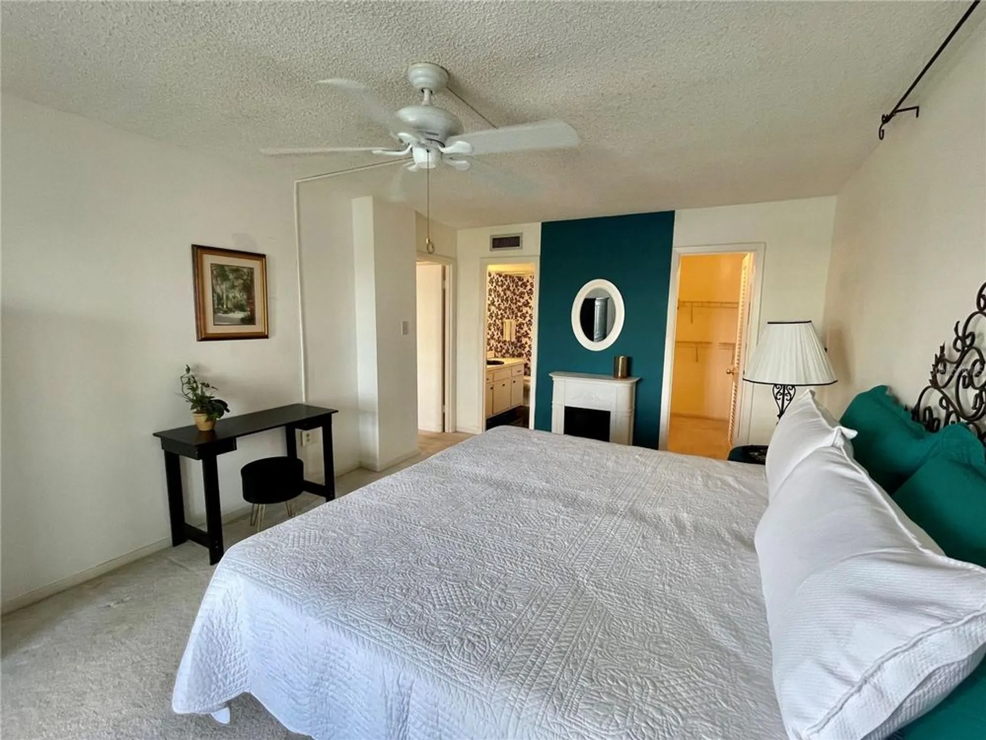 Property Slideshow image 14 of 45 | 700 mirror ter 603, Winter Haven, FL, 33881
