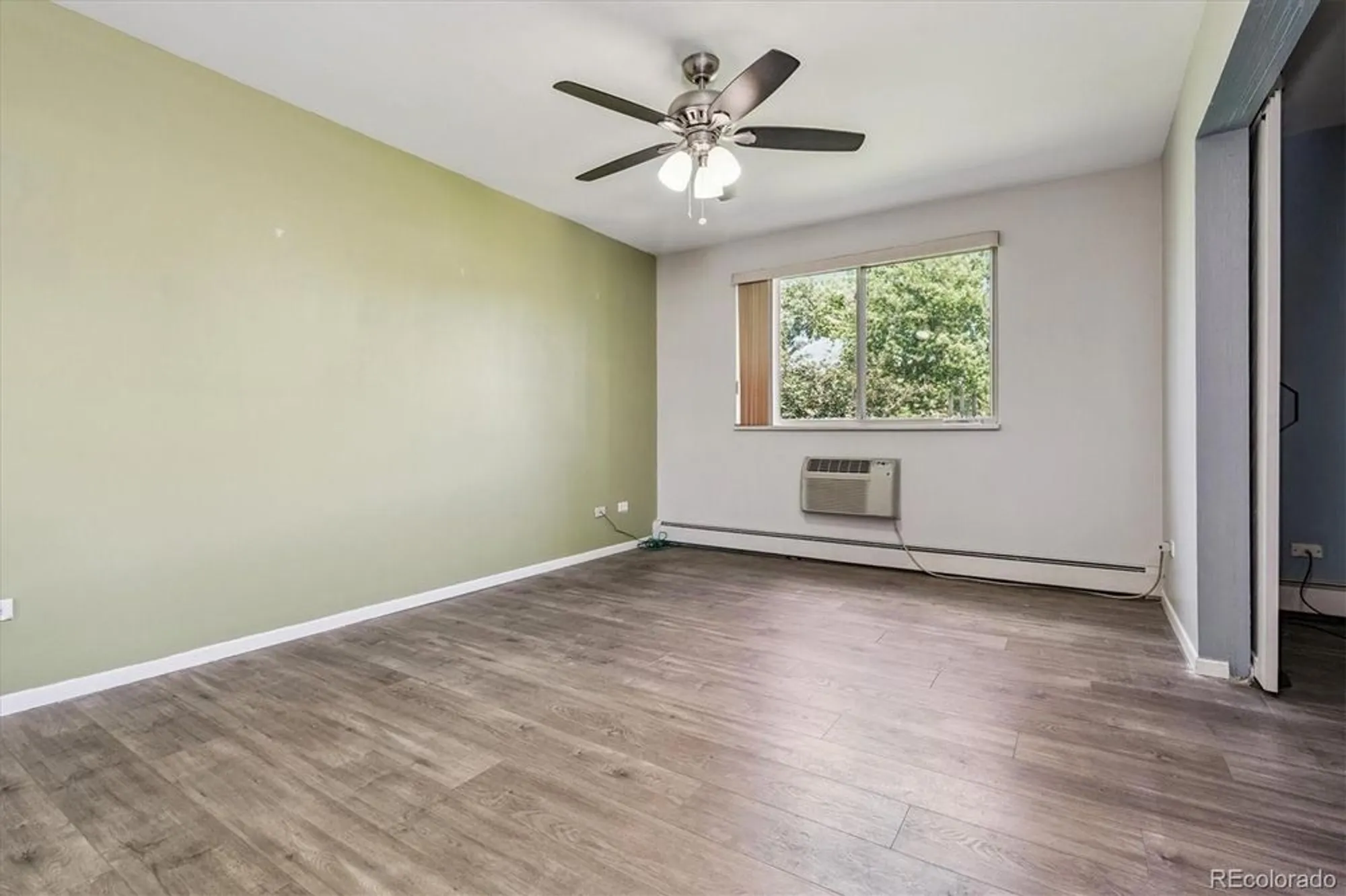 Property Slideshow image 8 of 34 | 595 s alton way apt 7b, Denver, CO, 80247