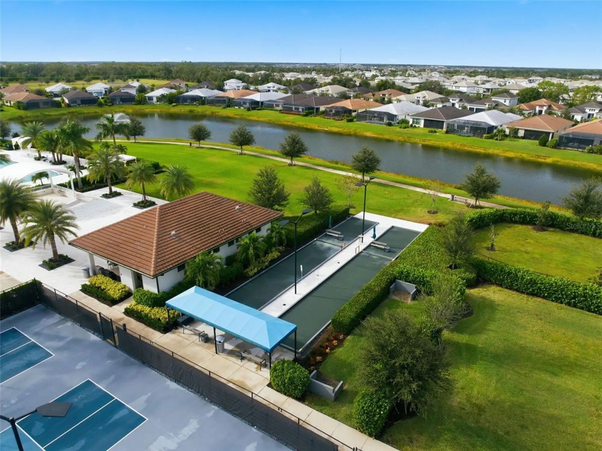 Property Slideshow image 68 of 71 | 5027 kiva cir, Bradenton, FL, 34211