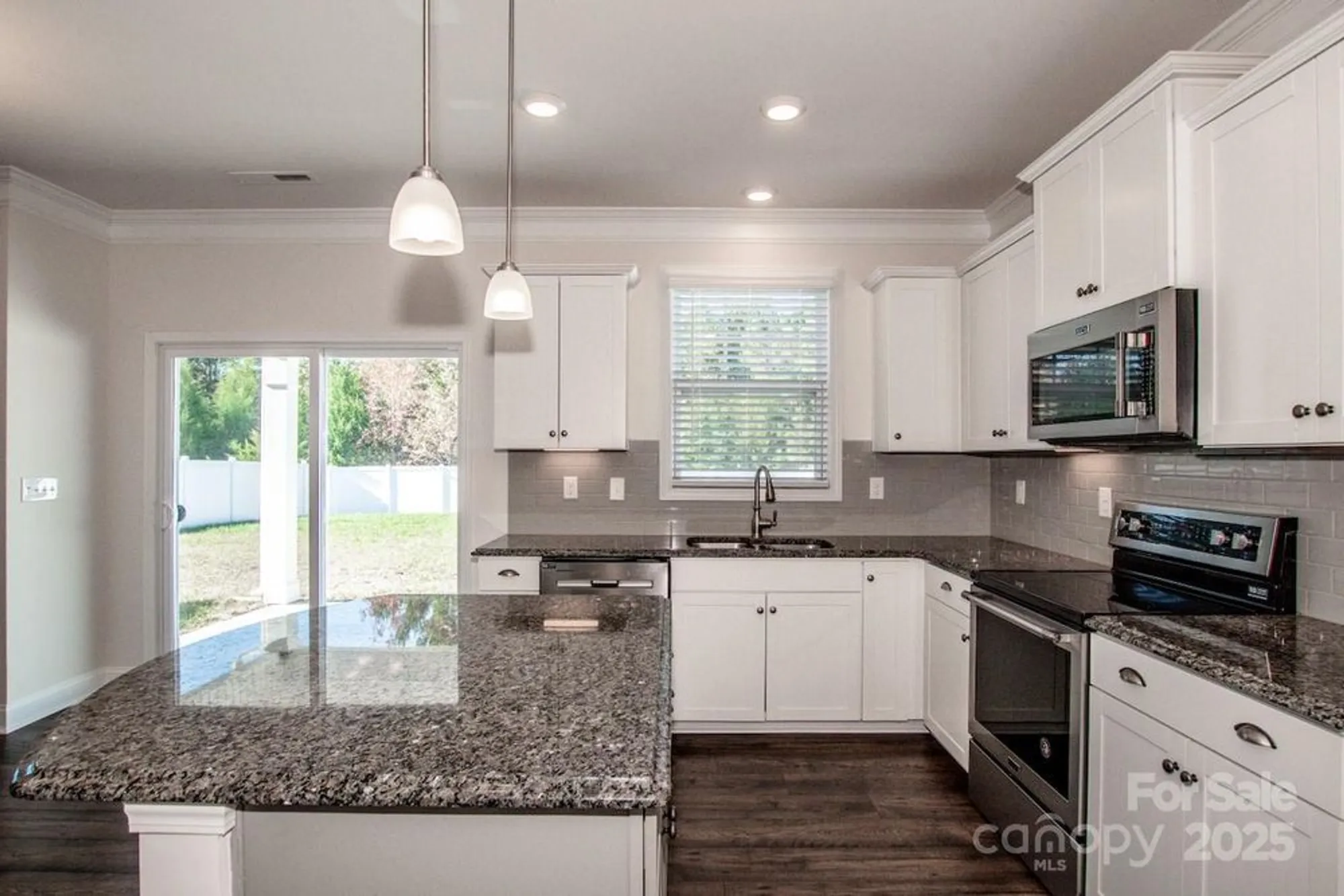 Property Slideshow image 10 of 30 | 129 candlelight way, Mooresville, NC, 28115