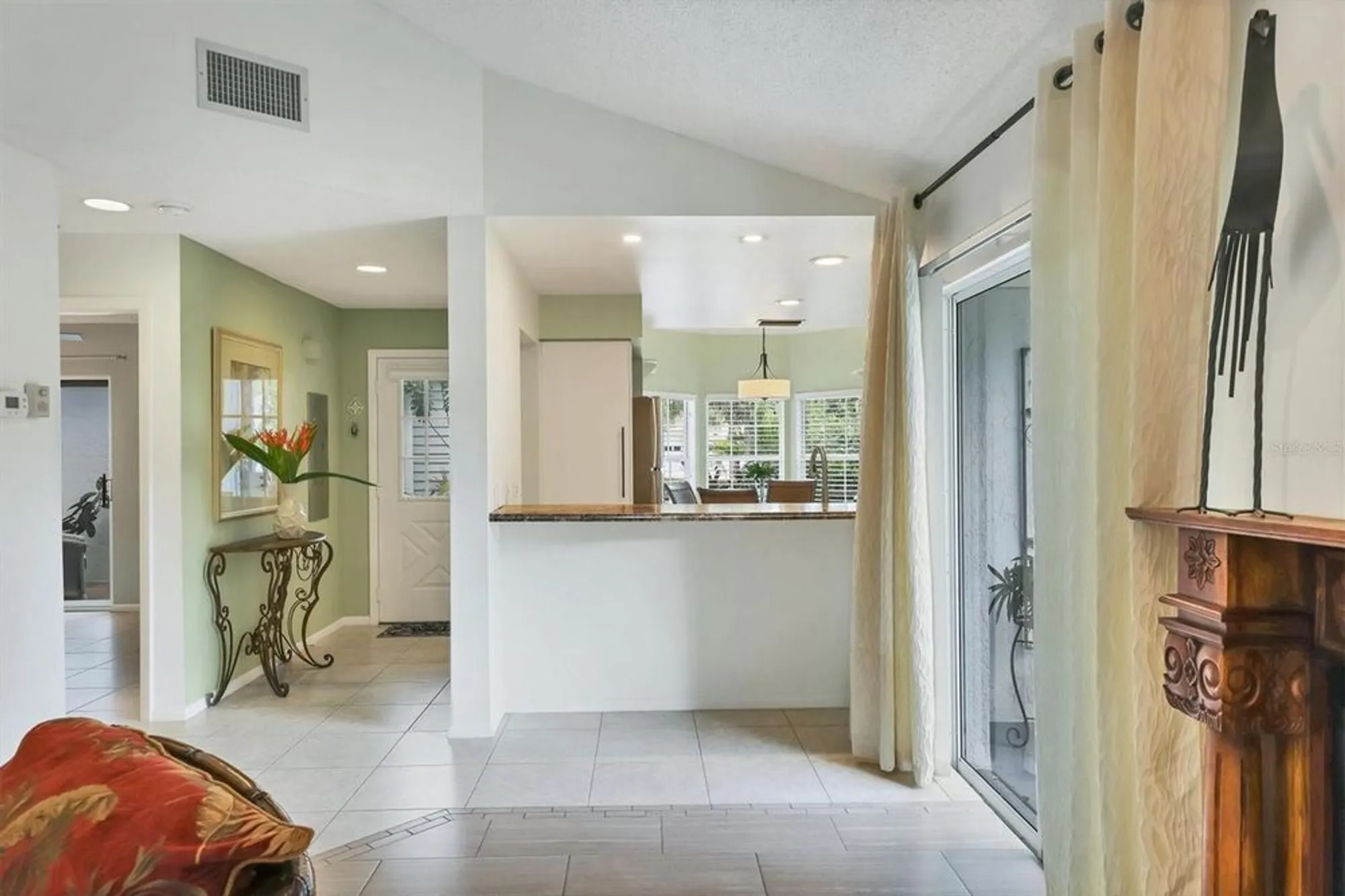 Property Slideshow image 20 of 63 | 6465 carrington cir 44, Sarasota, FL, 34238