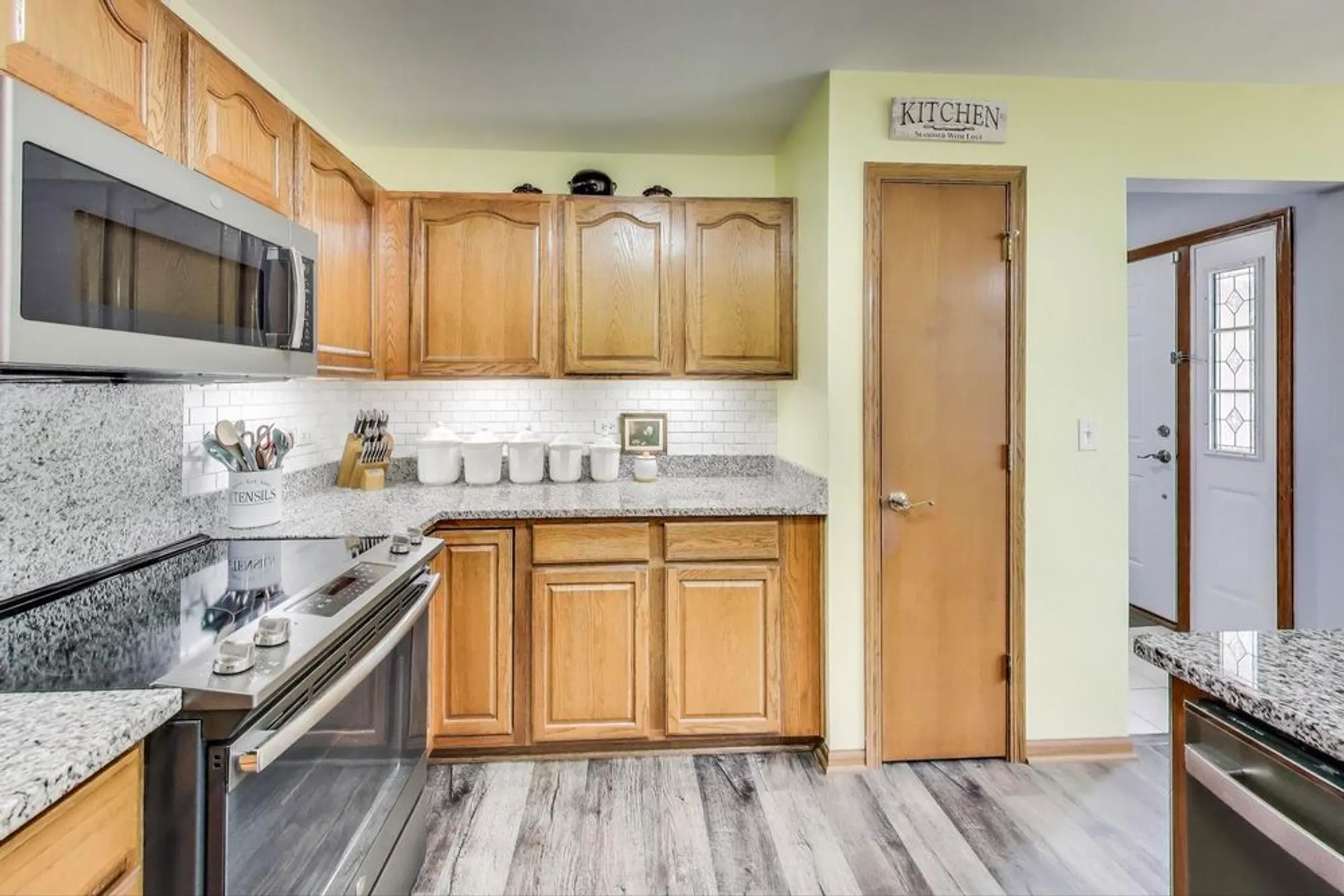 Property Slideshow image 12 of 44 | 13453 tall pines ln, Plainfield, IL, 60544