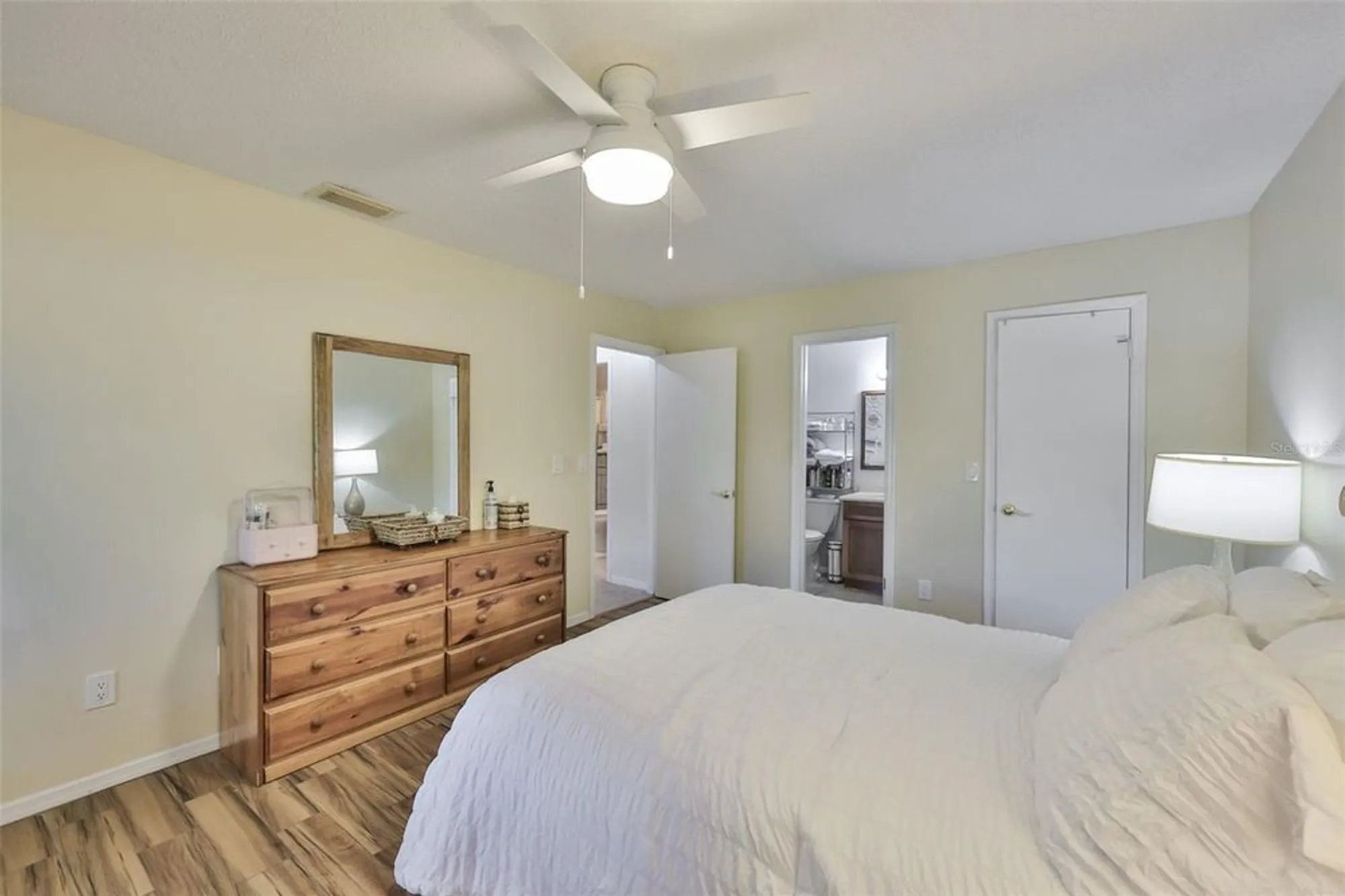 Property Slideshow image 14 of 94 | 2034 hawkhurst cir # 178, Sun City Center, FL, 33573