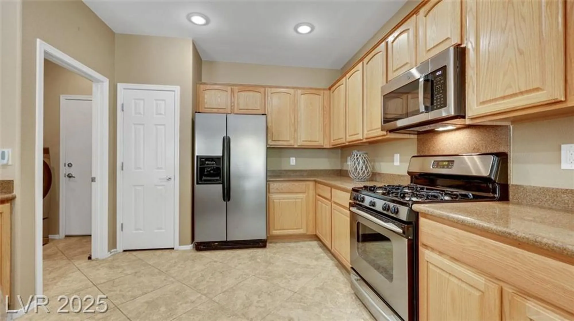 Property Slideshow image 30 of 65 | 2119 burtonsville dr, Henderson, NV, 89044
