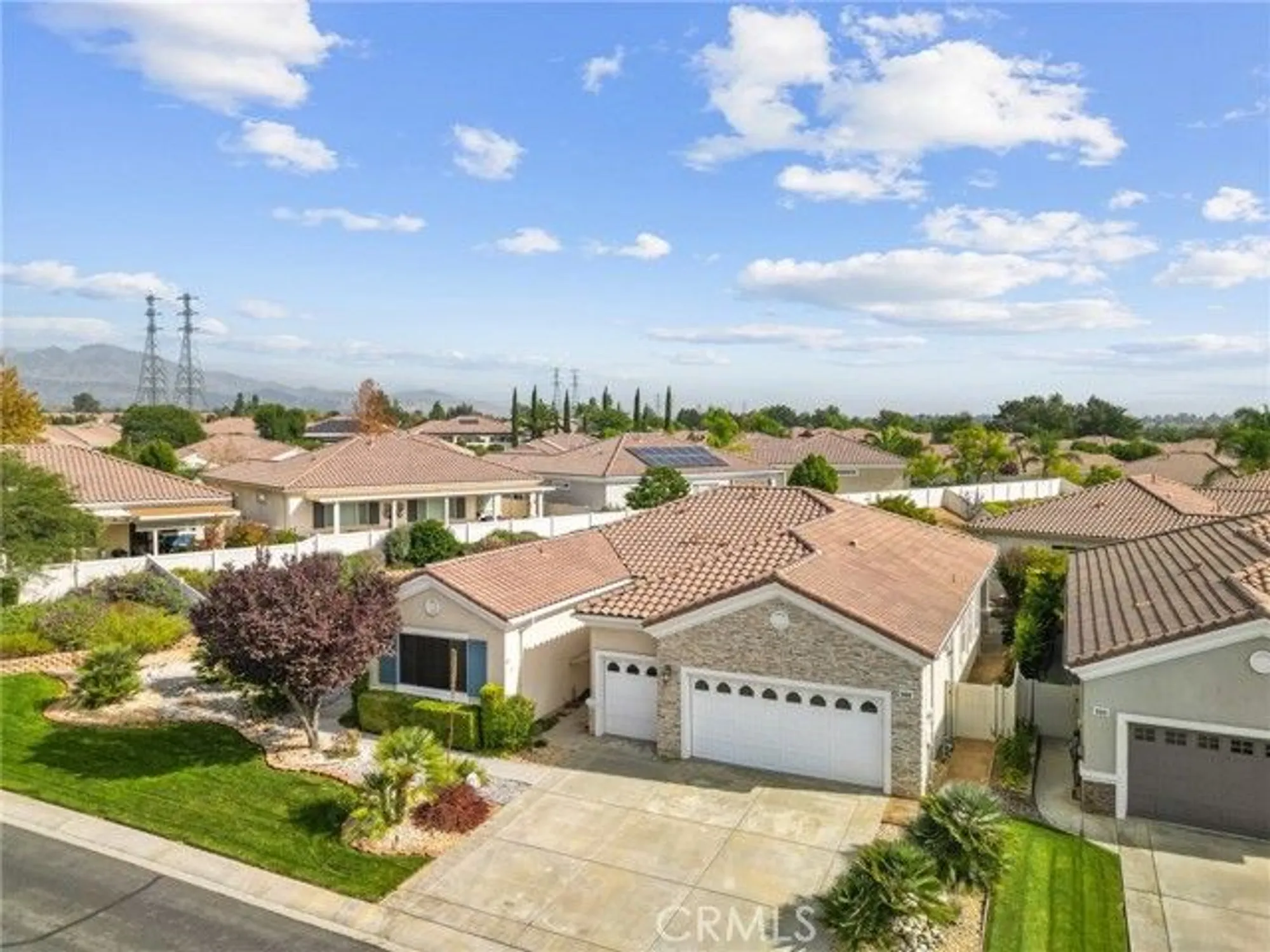 Property Slideshow image 3 of 39 | 949 pebble beach rd, Beaumont, CA, 92223