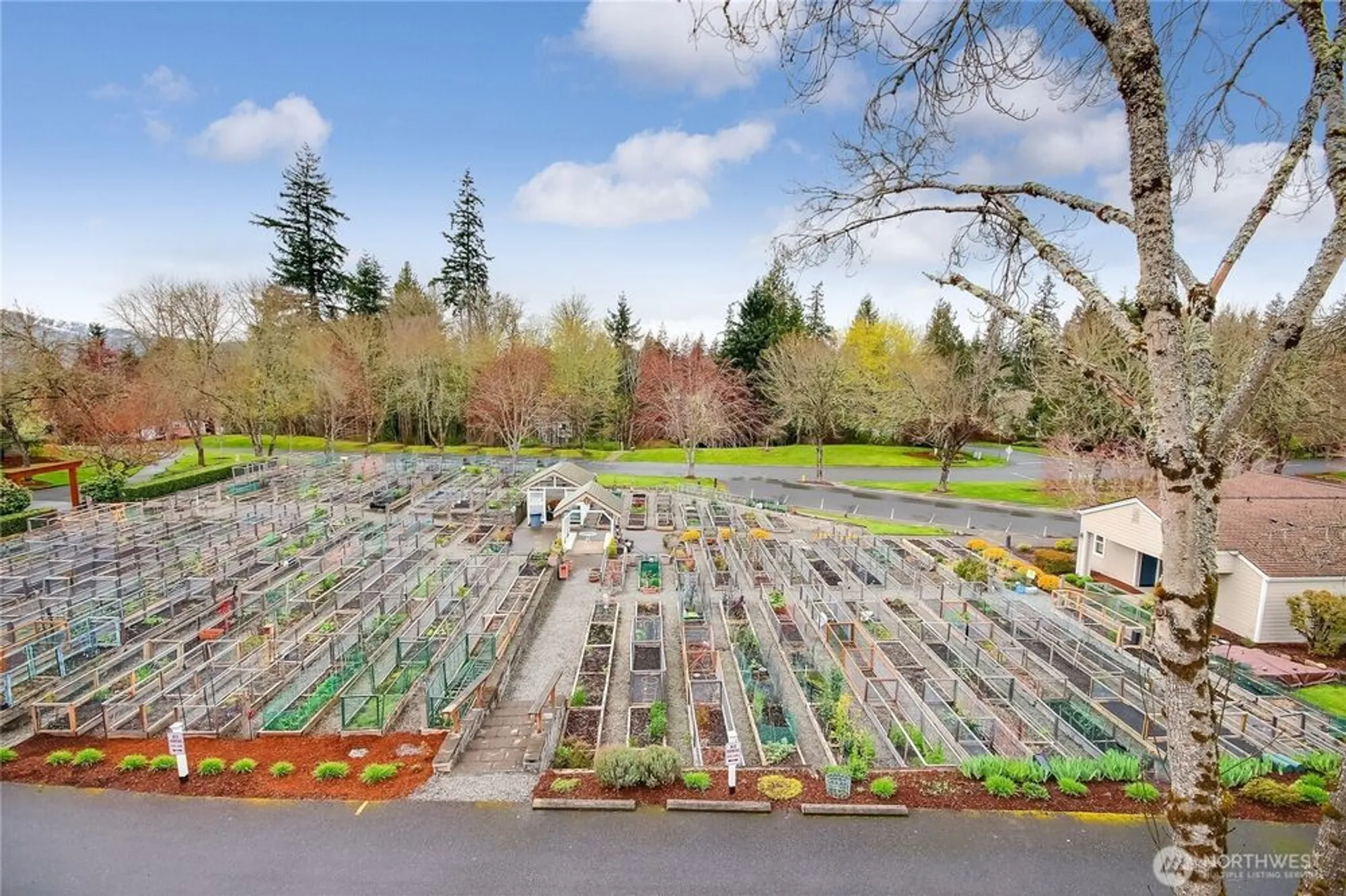 Property Slideshow image 38 of 40 | 4106 221st pl se # 1072, Issaquah, WA, 98029