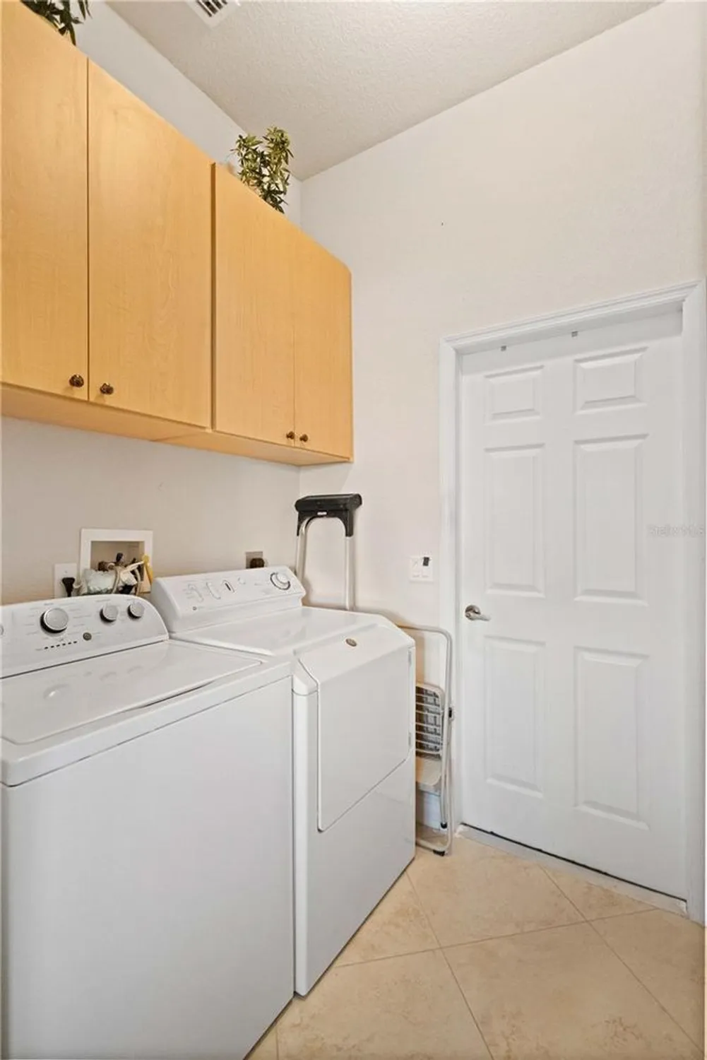 Property Slideshow image 16 of 56 | 5283 pine shadow ln, North Port, FL, 34287