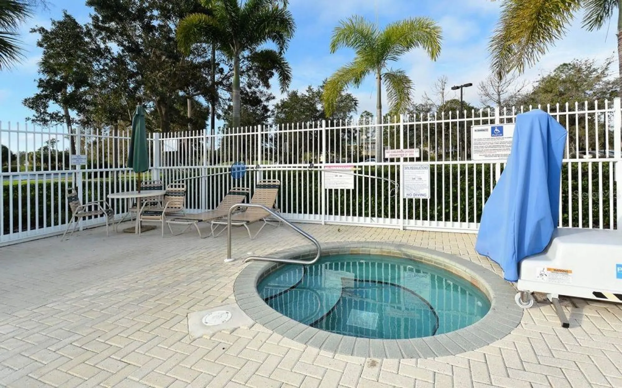 Property Slideshow image 38 of 43 | 6619 pinefeather ct, Bradenton, FL, 34203