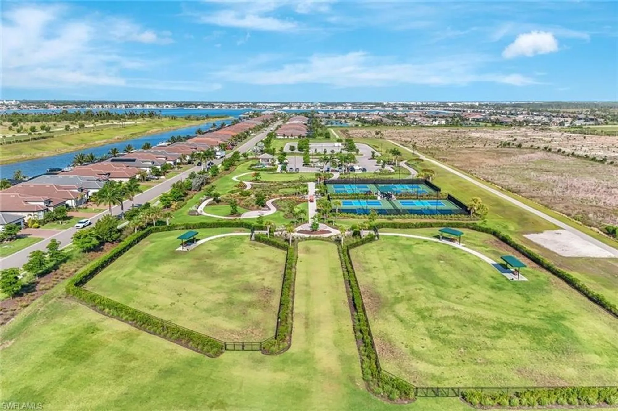 Property Slideshow image 25 of 32 | 12240 canal grande dr, Fort Myers, FL, 33913