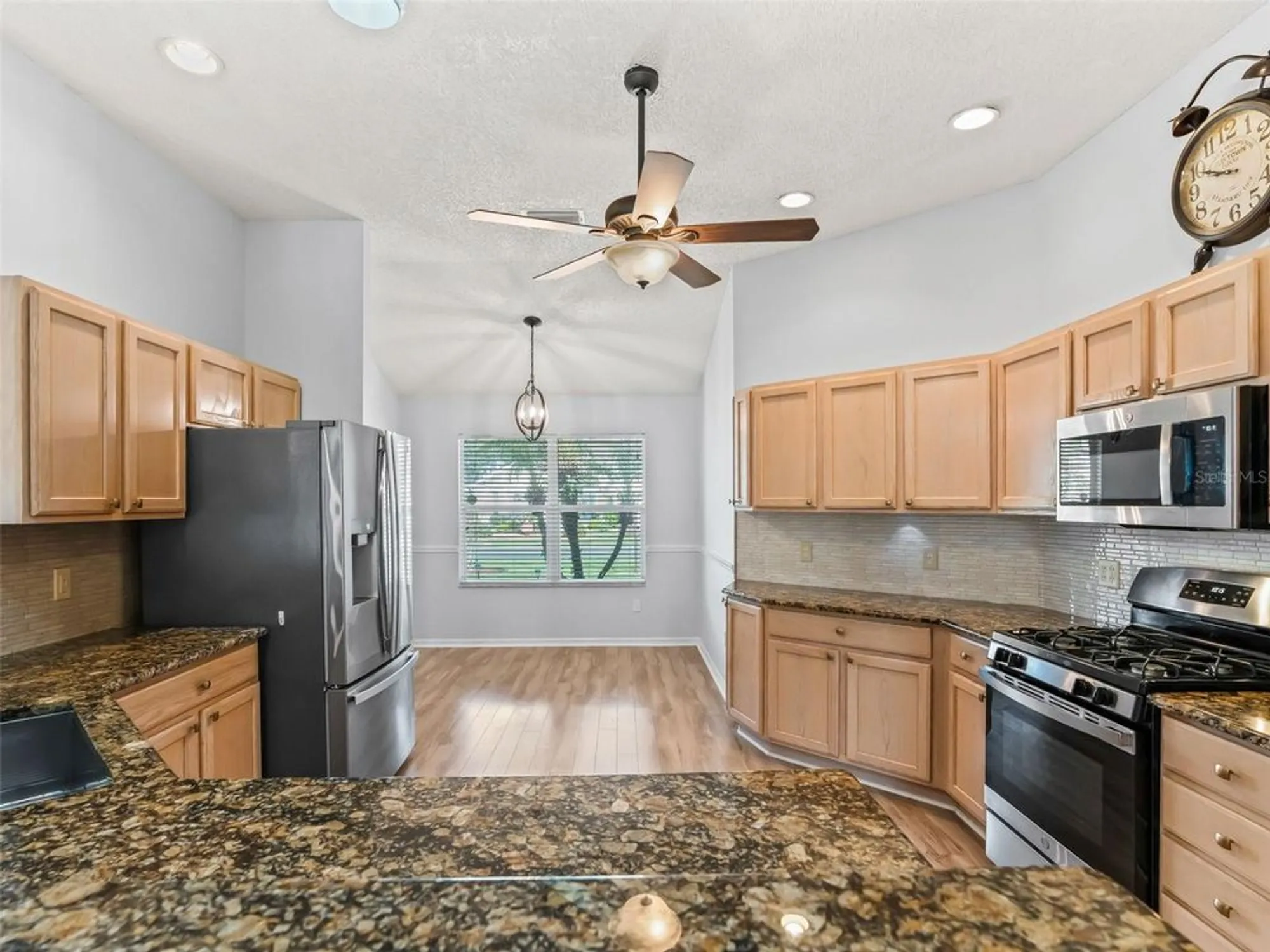 Property Slideshow image 7 of 39 | 1339 arbor trl, The Villages, FL, 32162