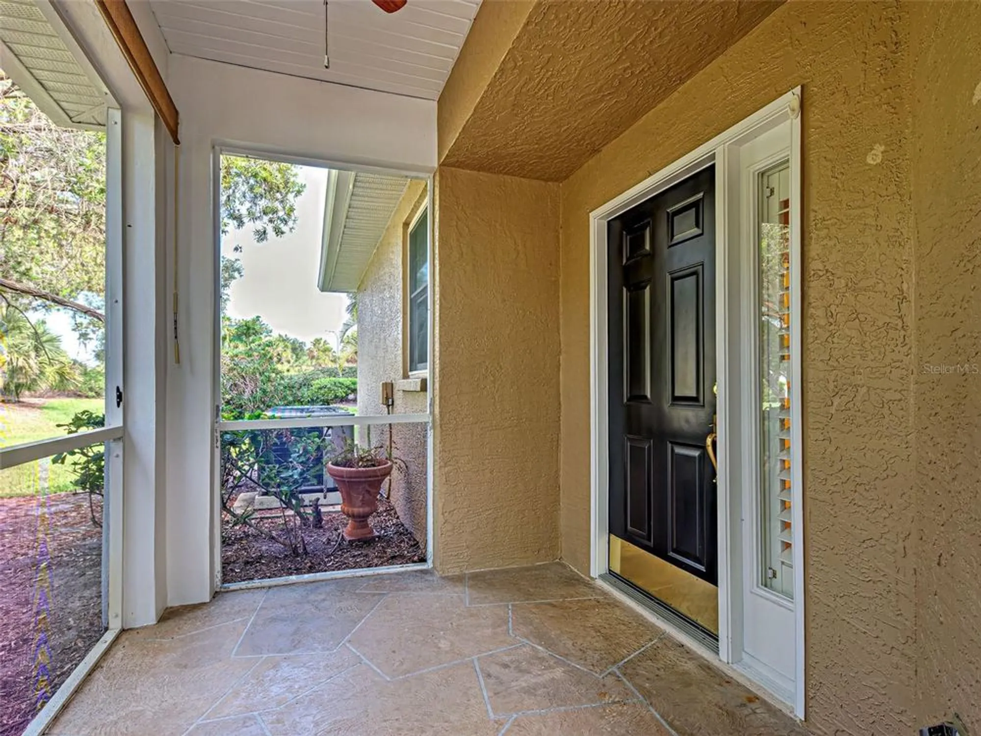 Property Slideshow image 6 of 54 | 912 barclay ct, Venice, FL, 34293