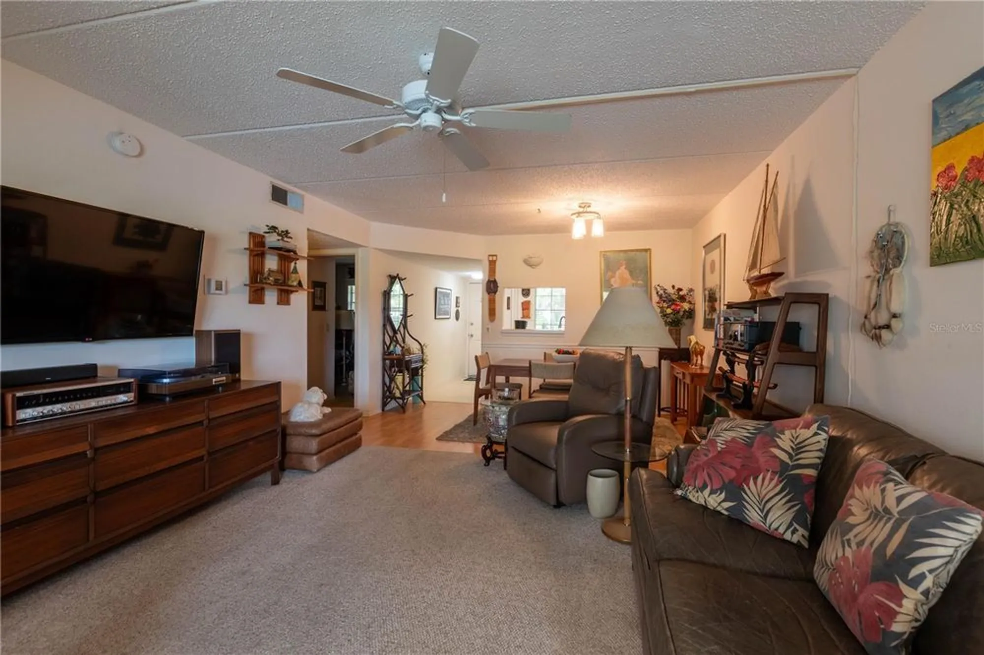 Property Slideshow image 10 of 19 | 821 patricia ave 103, Dunedin, FL, 34698