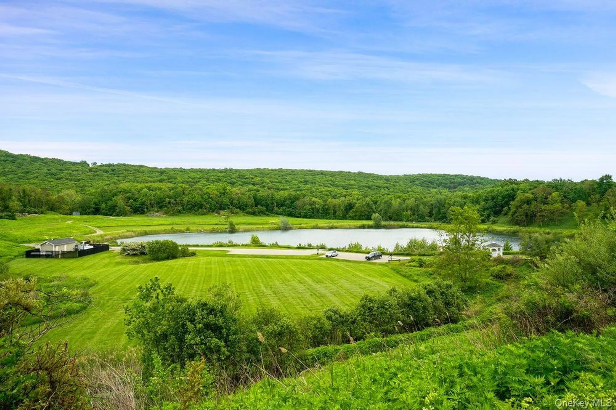 Property Slideshow image 11 of 40 | 43 yesterday dr, Cold Spring, NY, 10516