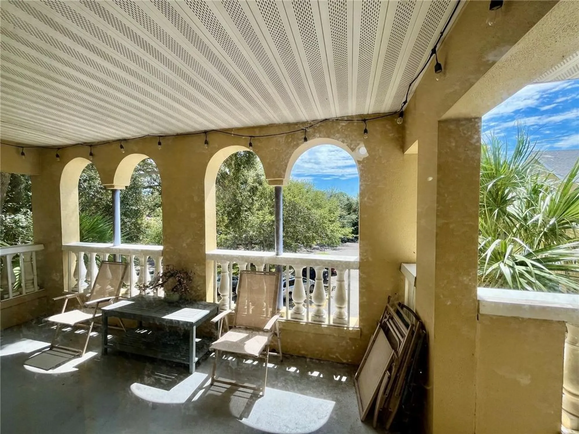 Property Slideshow image 5 of 52 | 2220 spanish dr 54, Clearwater, FL, 33763