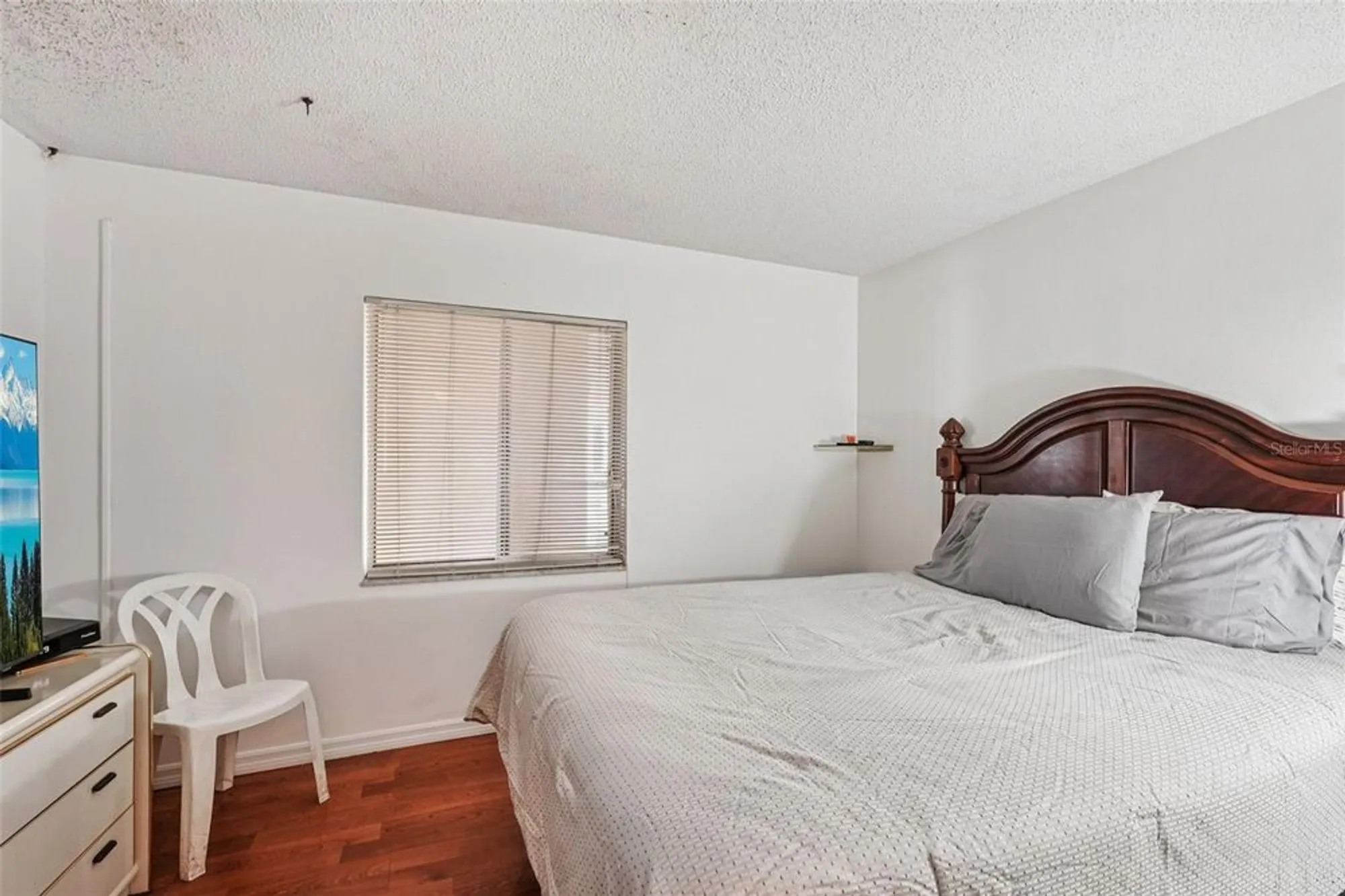 Property Slideshow image 13 of 27 | 3606 lake bayshore dr # k224, Bradenton, FL, 34205