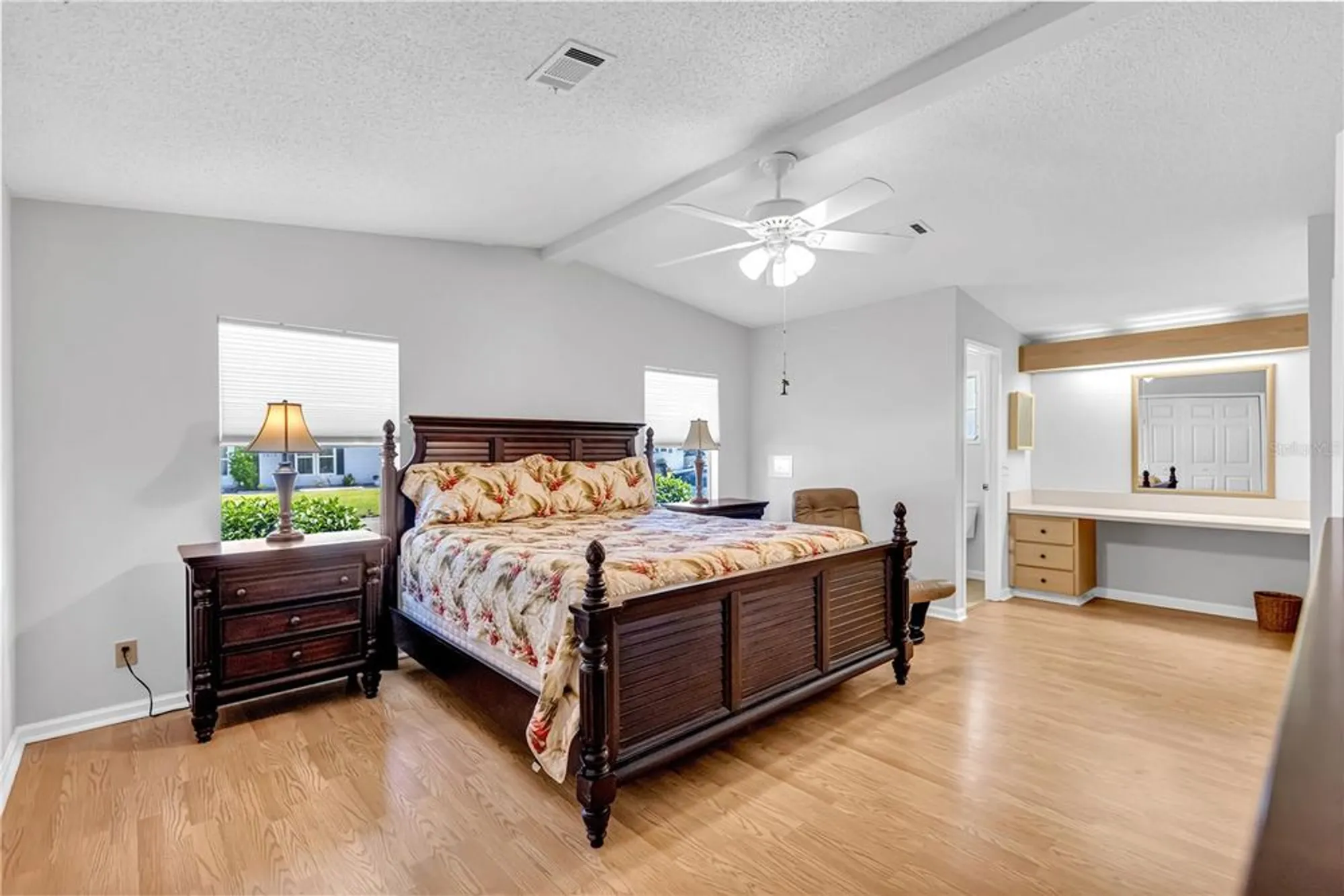 Property Slideshow image 13 of 41 | 1514 e schwartz blvd, Lady Lake, FL, 32159