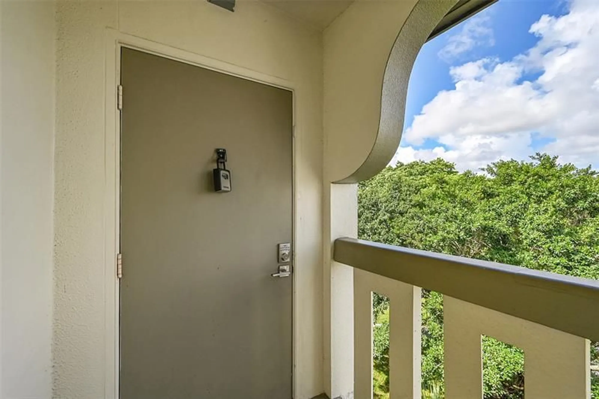 Property Slideshow image 65 of 65 | 2901 victoria cir m4, Coconut Creek, FL, 33066