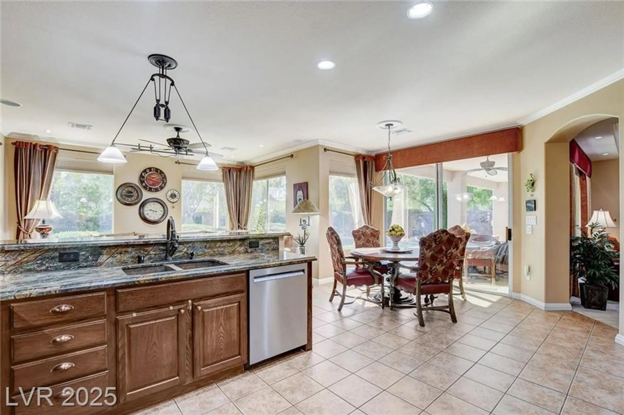Property Slideshow image 9 of 55 | 10297 donde ave, Las Vegas, NV, 89135