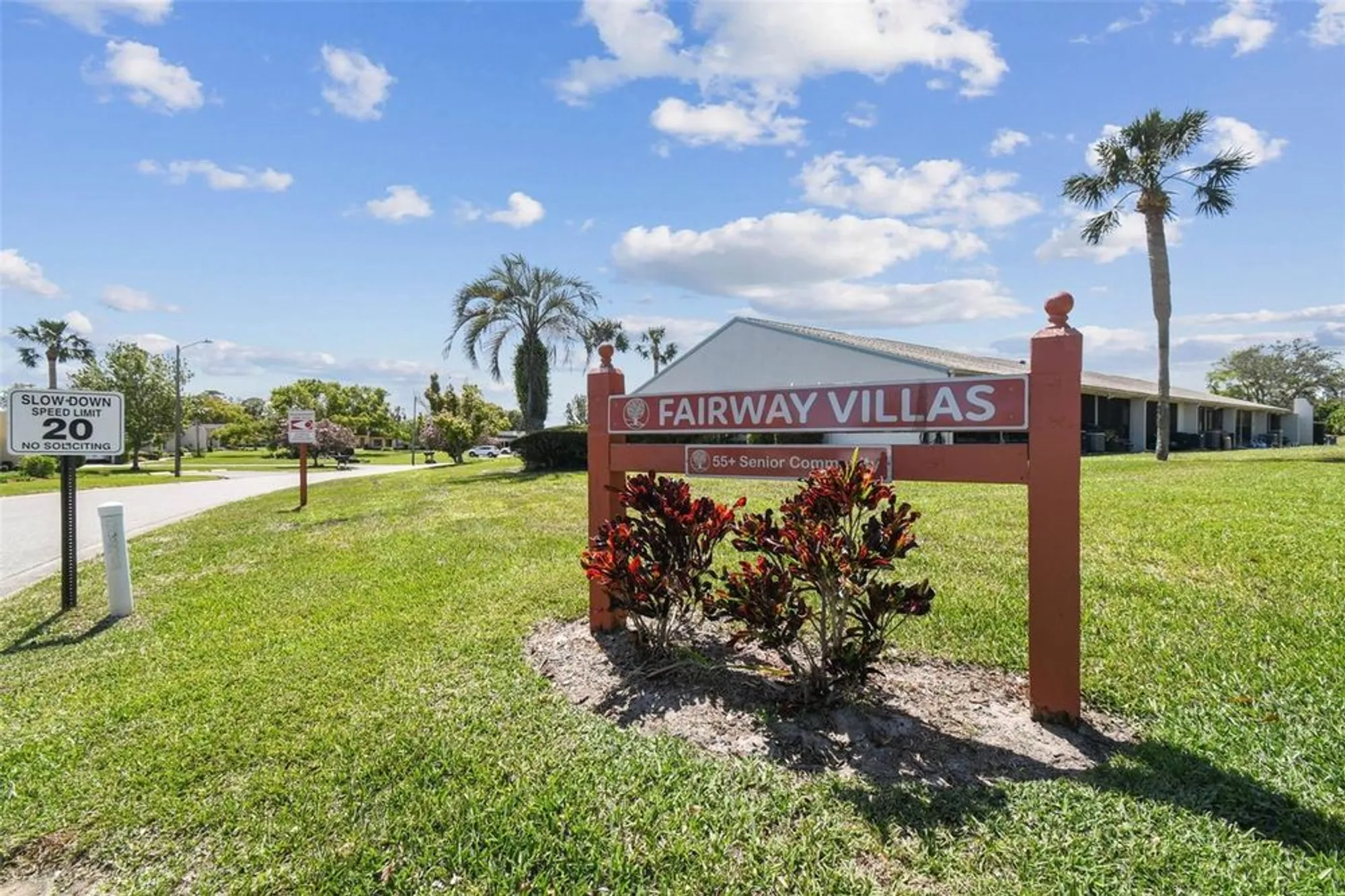 Property Slideshow image 38 of 89 | 8130 braddock cir 3, Port Richey, FL, 34668