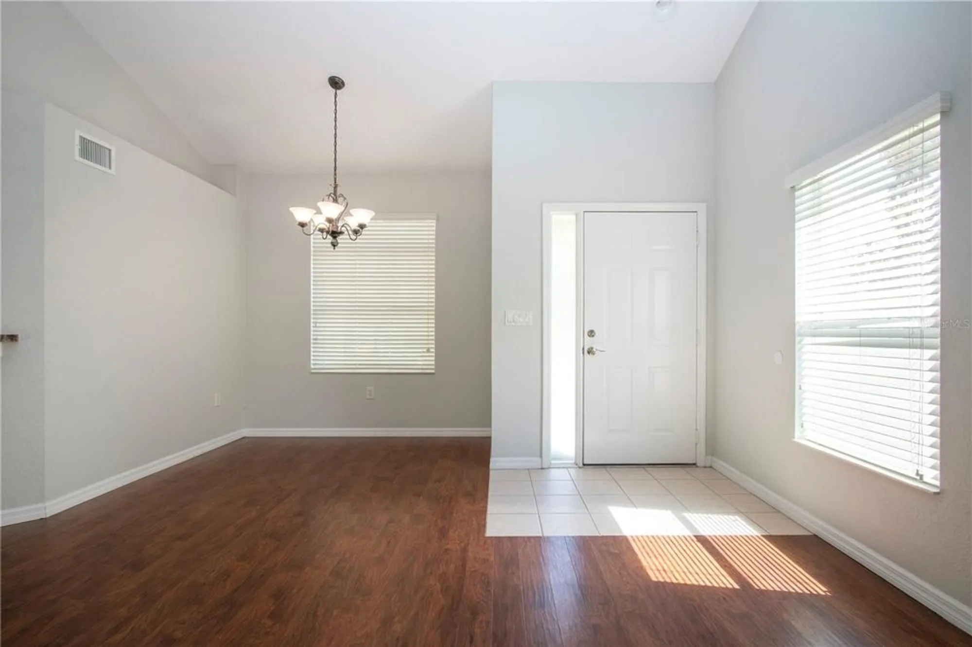 Property Slideshow image 12 of 71 | 6426 bay cedar ln # 101, Bradenton, FL, 34203