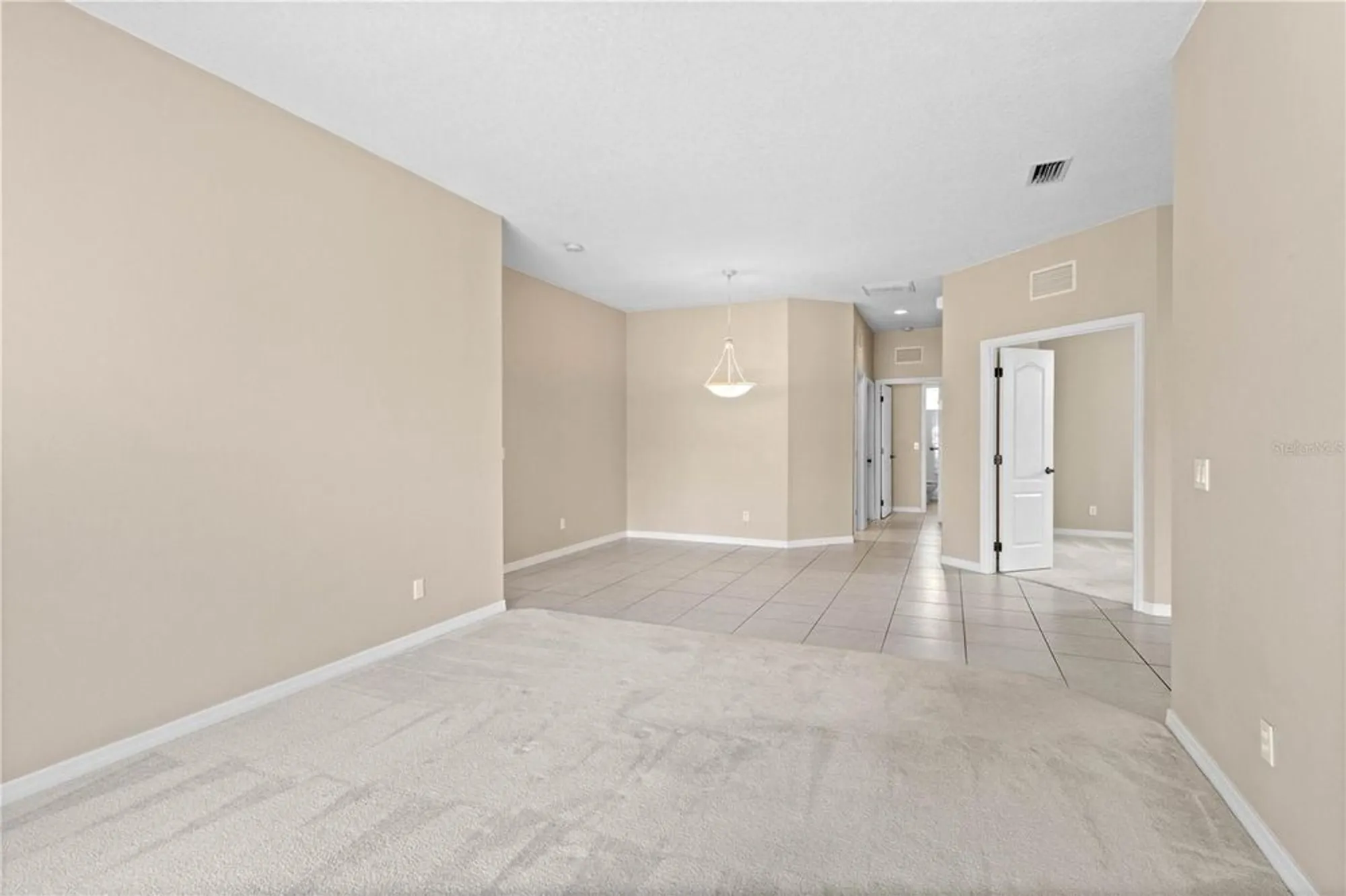 Property Slideshow image 11 of 46 | 1625 monarch dr # 1625, Venice, FL, 34293