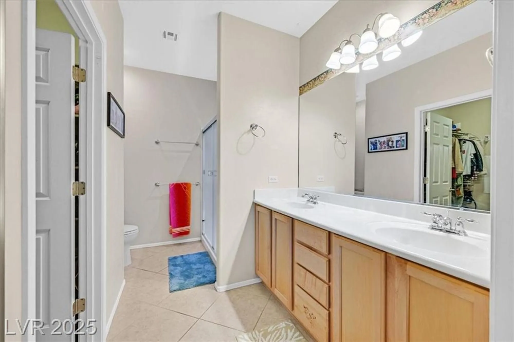 Property Slideshow image 16 of 37 | 6097 falconer ave, Las Vegas, NV, 89122