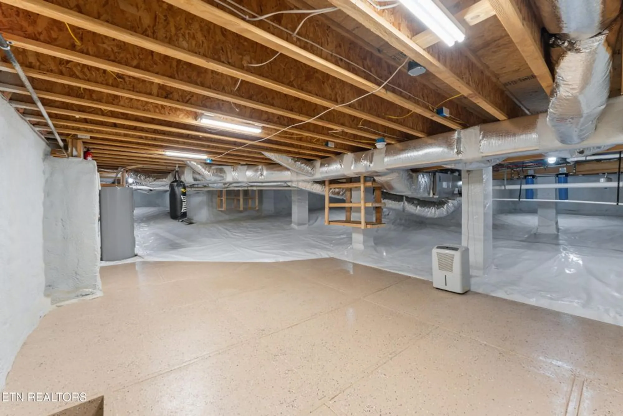 Property Slideshow image 37 of 46 | 116 leyden dr, Crossville, TN, 38558