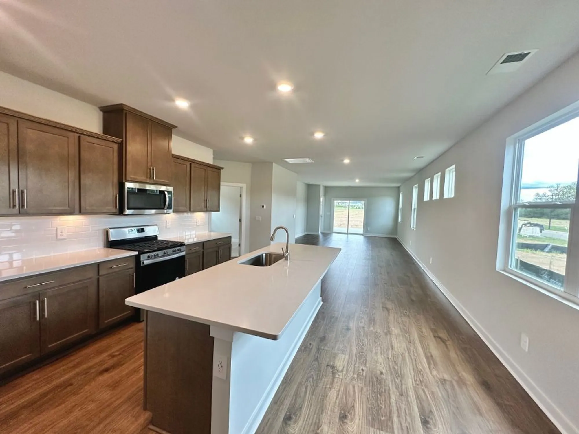 Property Slideshow image 3 of 53 | 2036 skippack pvt cir, Gallatin, TN, 37066