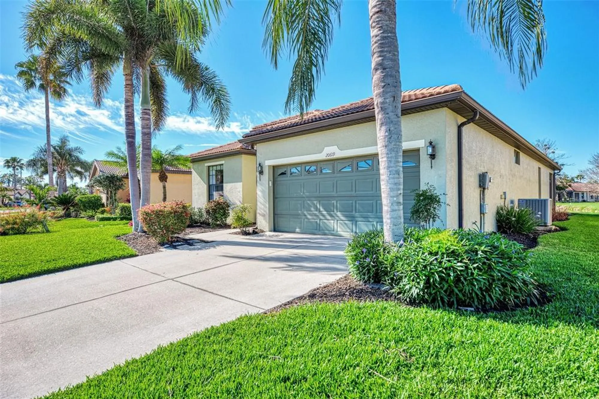 Property Slideshow image 2 of 53 | 20619 capello dr, Venice, FL, 34292