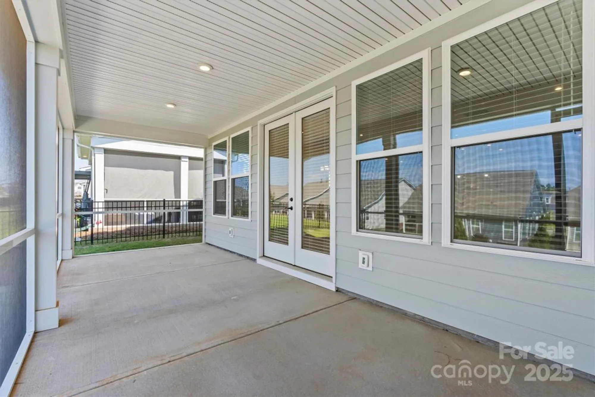Property Slideshow image 37 of 48 | 7332 jolly brook dr, Charlotte, NC, 28215