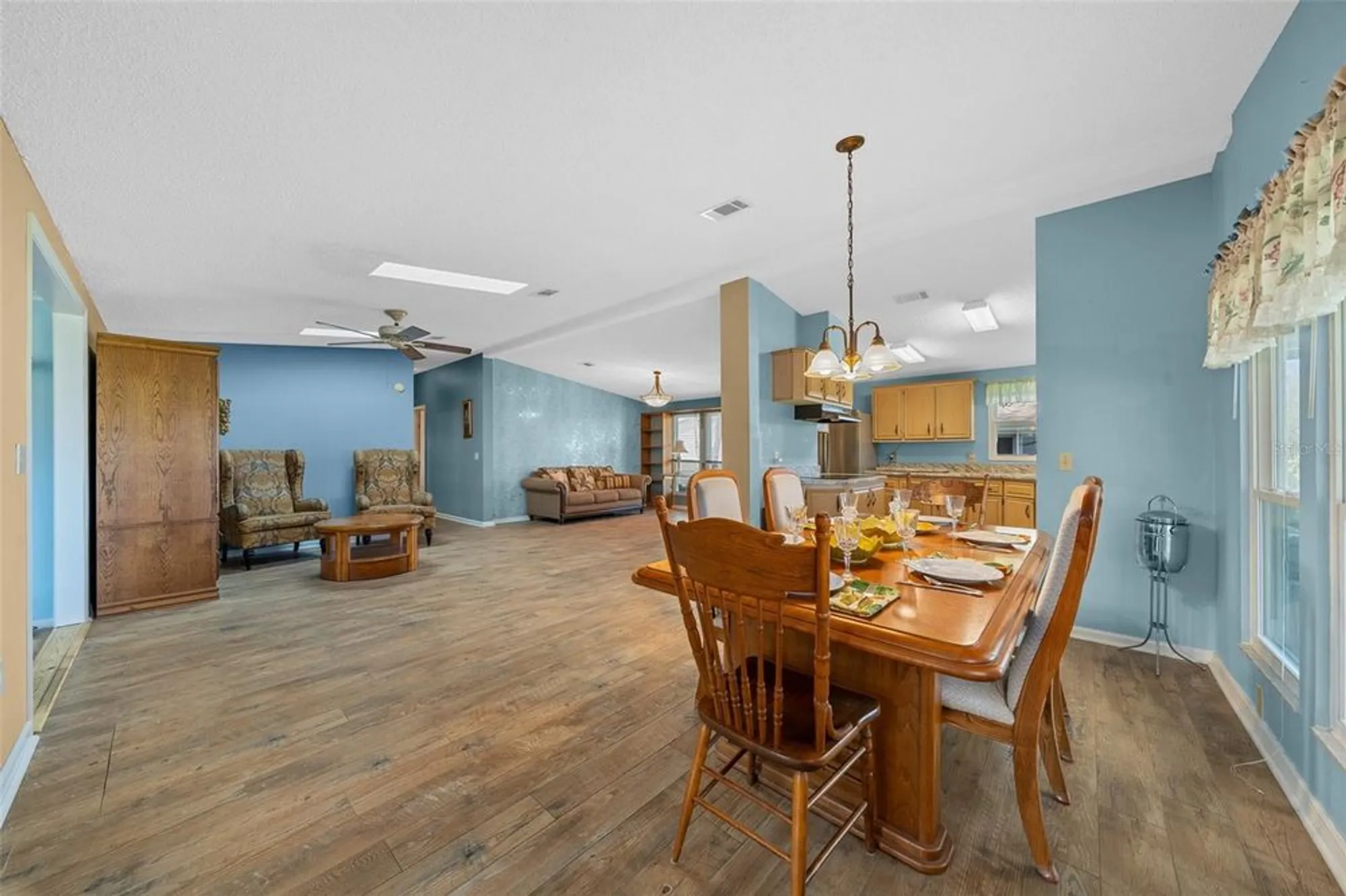 Property Slideshow image 26 of 51 | 1717 lilly ln, Lady Lake, FL, 32159
