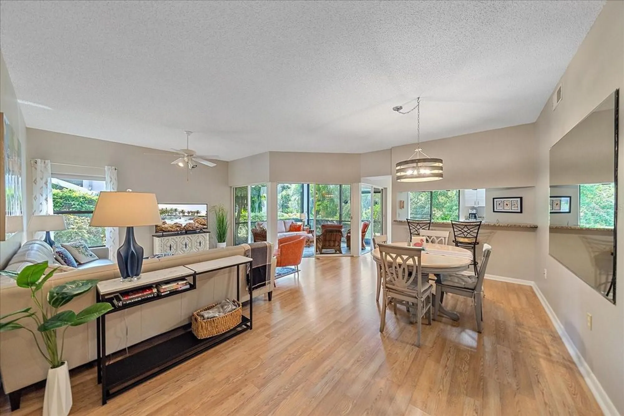Property Slideshow image 5 of 39 | 1612 starling dr # 101, Sarasota, FL, 34231