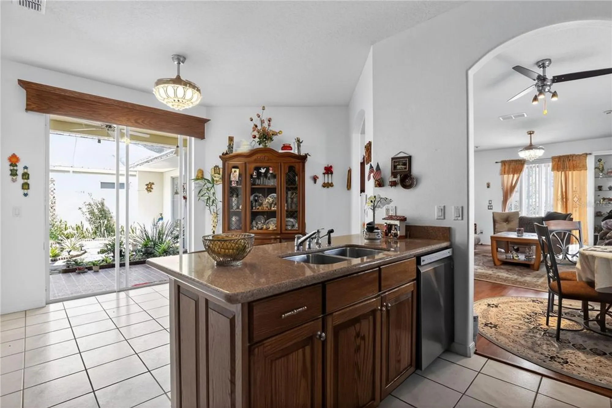 Property Slideshow image 33 of 46 | 4003 hammersmith dr, Clermont, FL, 34711