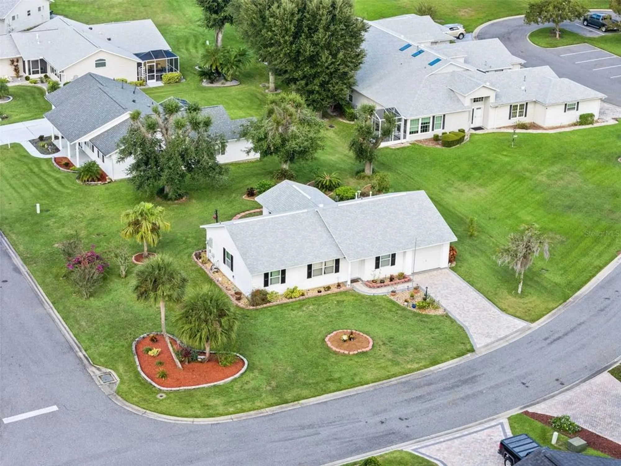 Property Slideshow image 34 of 81 | 26104 newcombe cir, Leesburg, FL, 34748